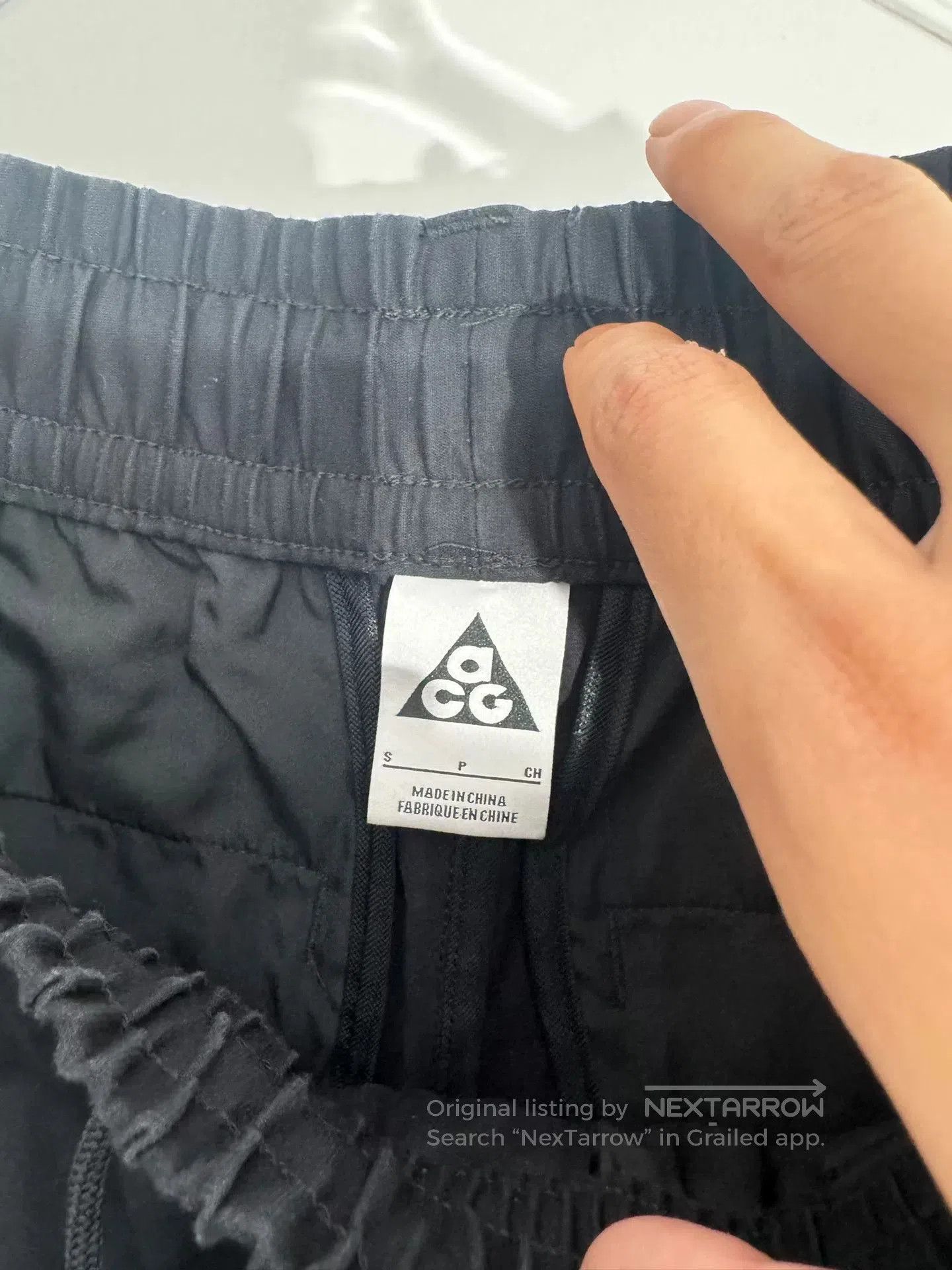Nike ACG Nike LAB ACG Cargo Pocket Shorts. Size US 26 / EU 42 - 4 Thumbnail