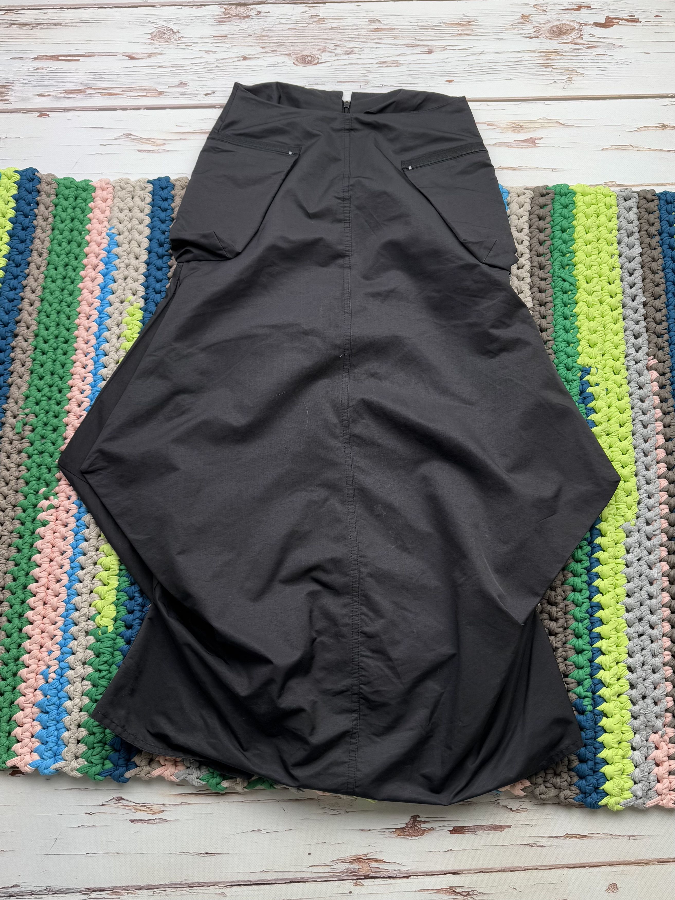 Japanese Brand Vintage Maxi Skirt With Bondage (ET1)(D15) Size 26" / US 2 / IT 38 - 5 Thumbnail