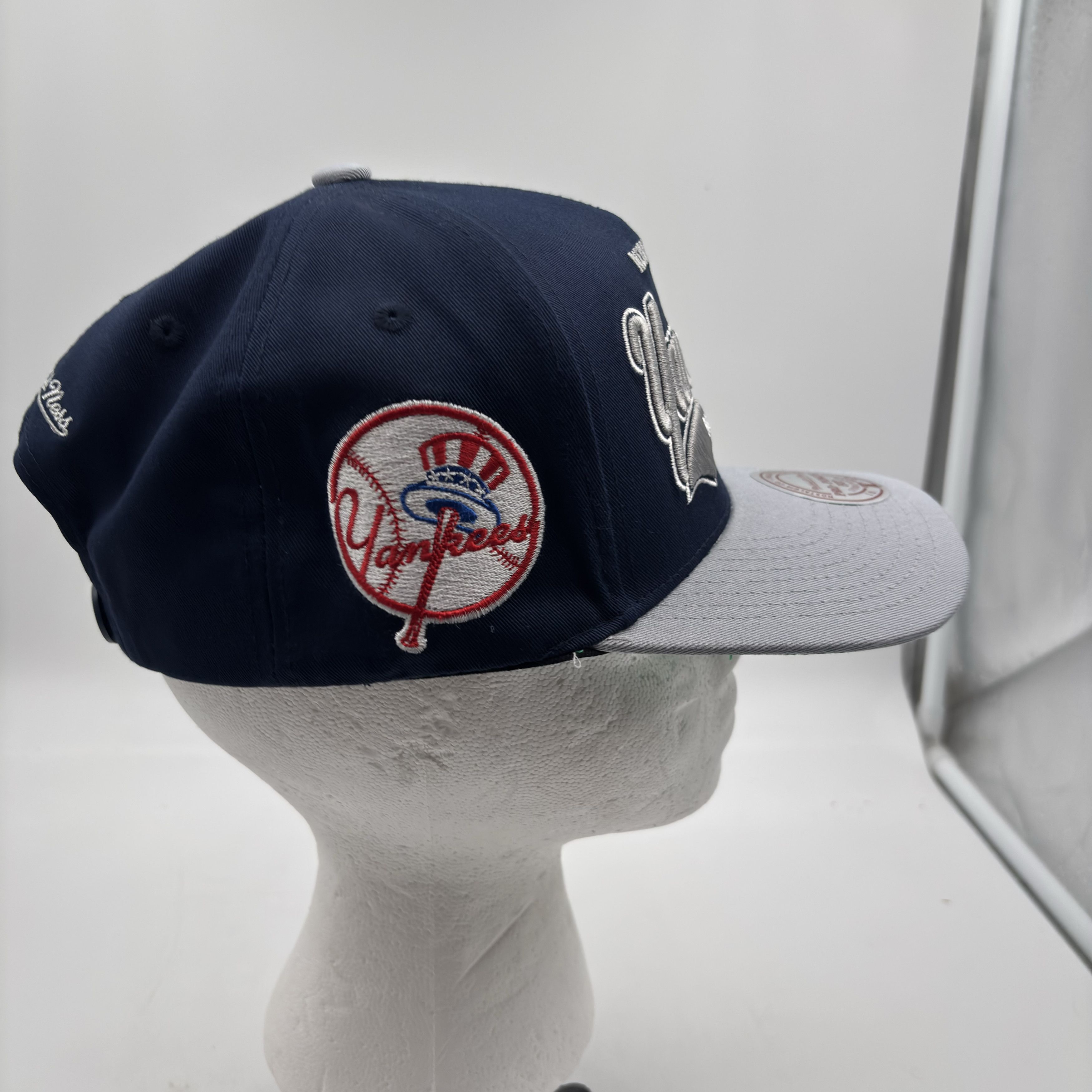 Mitchell & Ness NWT Yankees Snapback Hat by Mitchell & Ness Size ONE SIZE - 3 Thumbnail