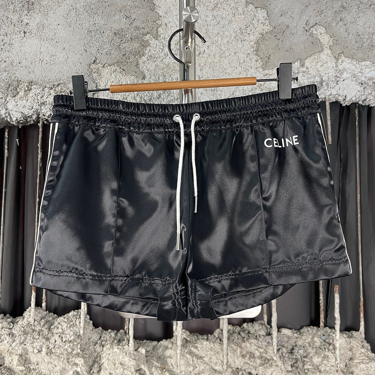 Celine Celine Logo Satin Shorts Size 36 Size 26" / US 2 / IT 38 - 1 Thumbnail