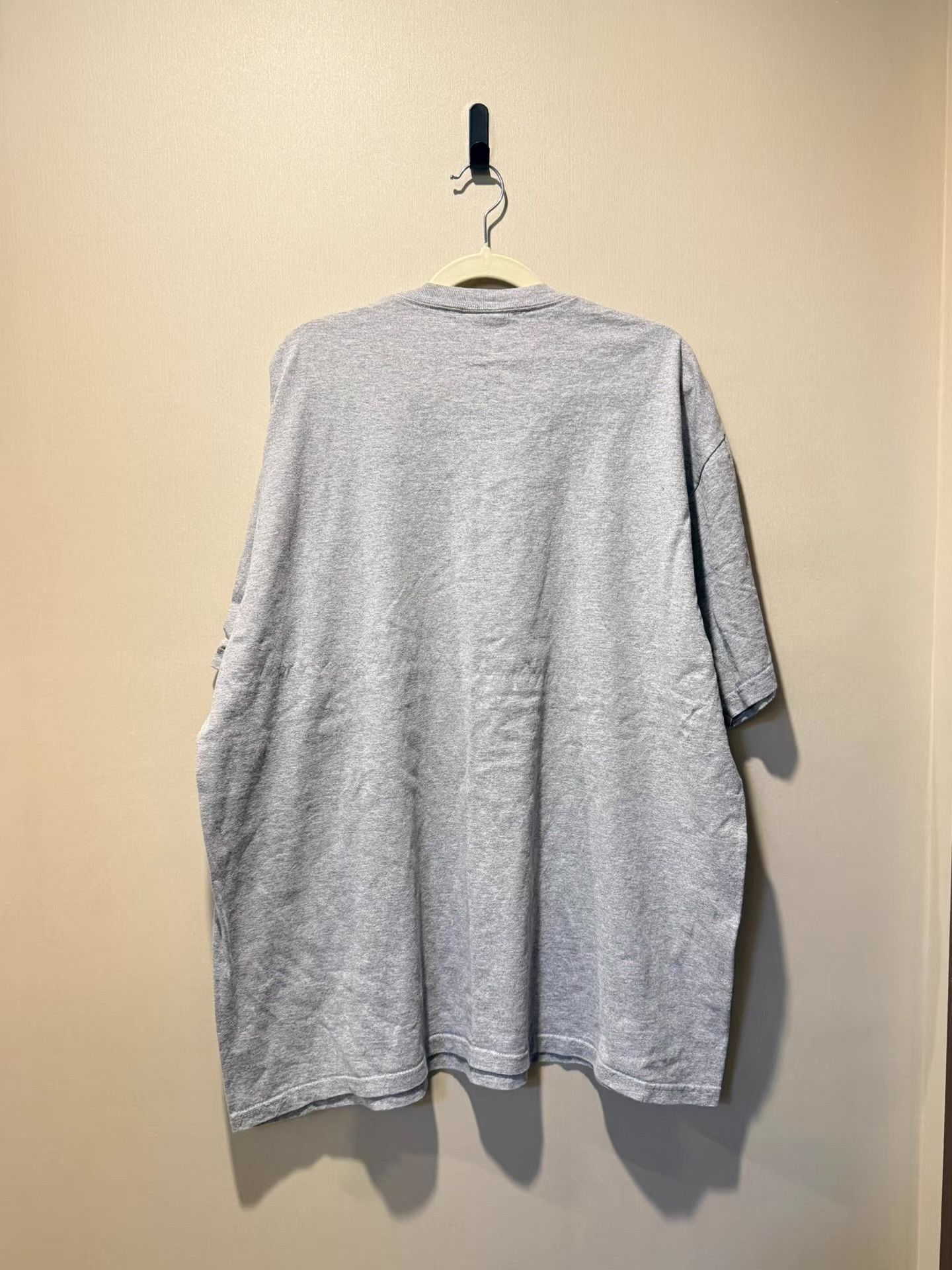 Supreme Supreme The Grinch Christmas Tee Navy Gray Ｑ20 Size US XL / EU 56 / 4 - 2 Thumbnail