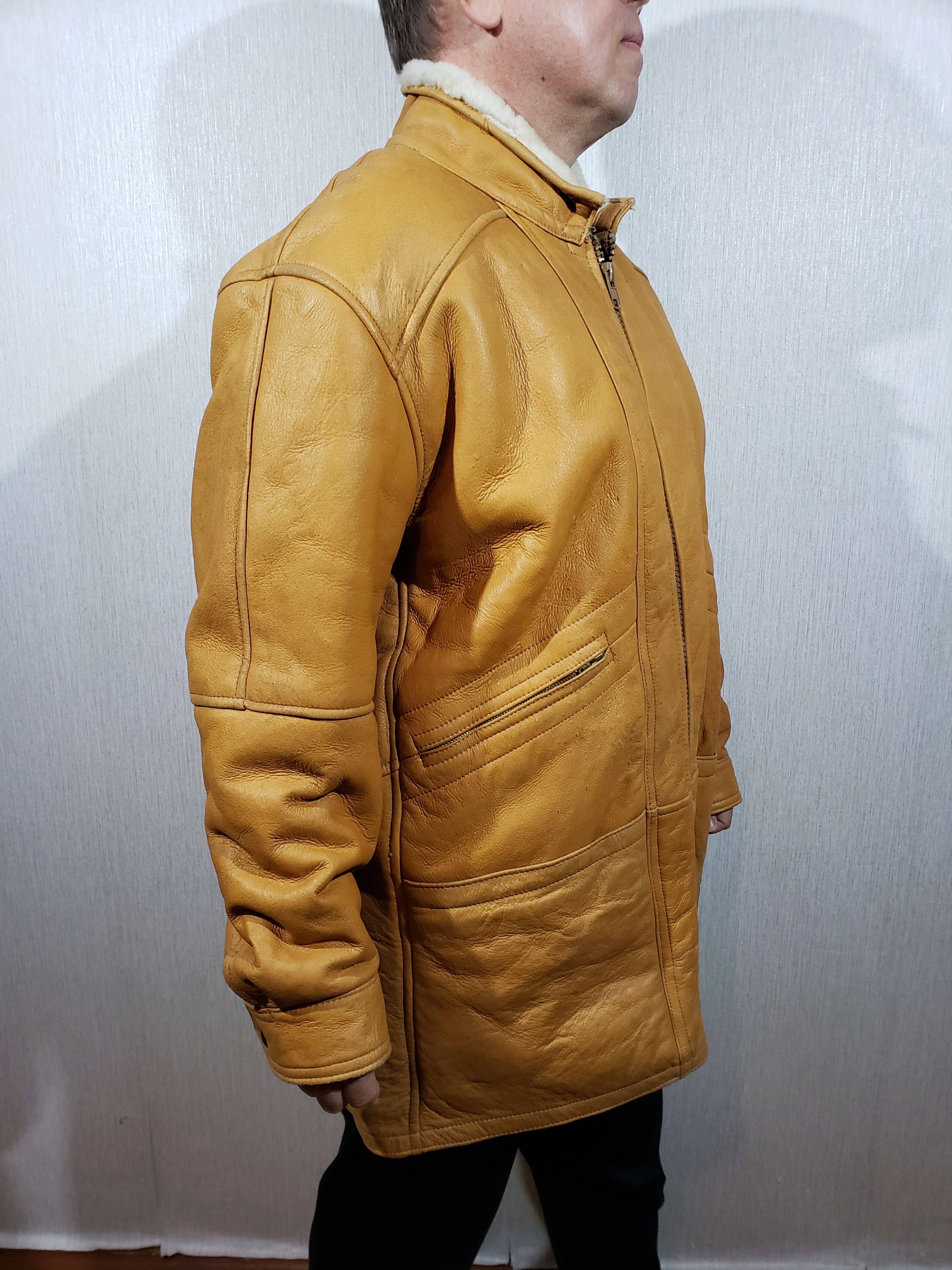 Other Men's brown sheepskin coat with plastic zipper. Size US XL / EU 56 / 4 - 3 Thumbnail