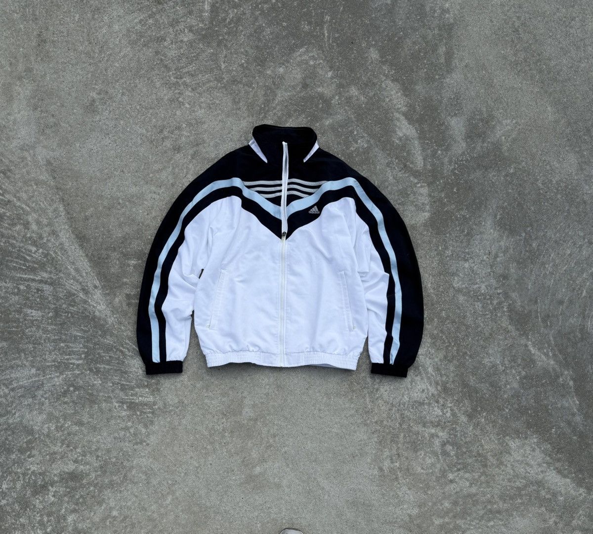 Adidas × Vintage Vintage Adidas Y2K avantgarde streetwear jacket Size US M / EU 48-50 / 2 - 1 Thumbnail