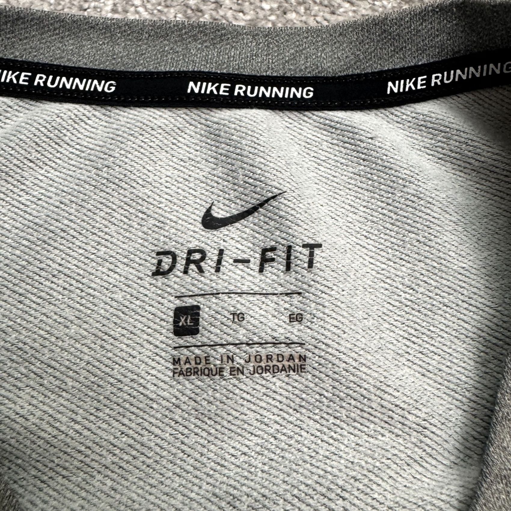 Nike Nike Dri-Fit Running Long Sleeve Tee Mens XL Gray Reflective Activewear Shirt Size US XL / EU 56 / 4 - 6 Thumbnail