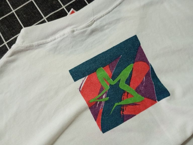 Nike × Vintage VTG 90s Nike Just Do It 🏀 tshirt Size US L / EU 52-54 / 3 - 3 Thumbnail