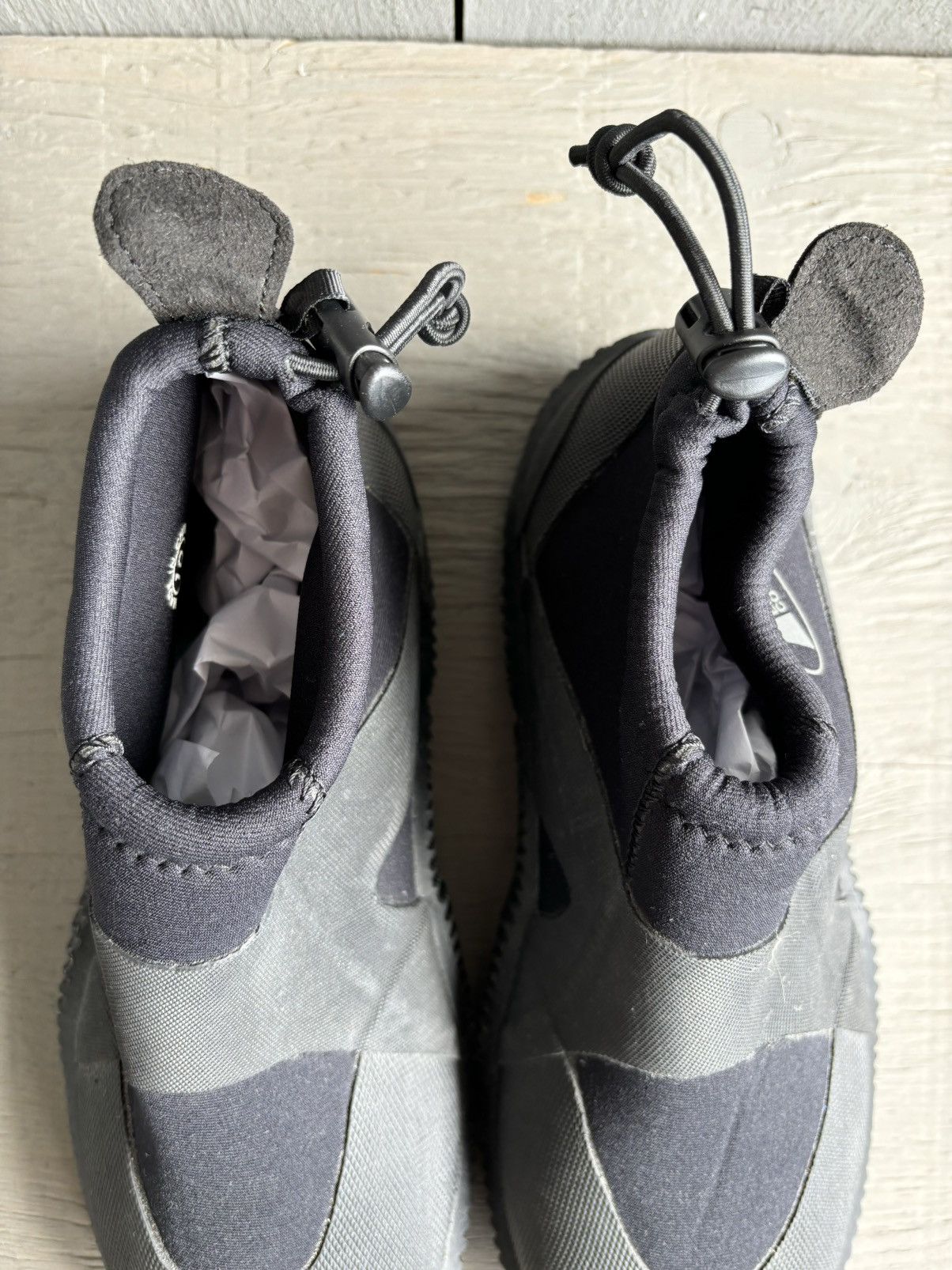 Mountain Equipment Company × Vibram MEC Black Slipon Mens Water Shoes Size 10 Mountain Equipment Size US 10 / EU 43 - 5 Thumbnail