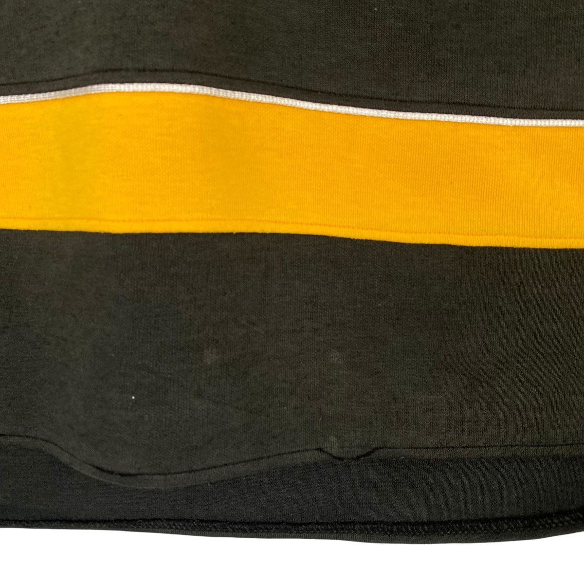 Adidas × Vintage Vintage Adidas Big Printed Crewneck Sweatshirt Black/Yellow Size US L / EU 52-54 / 3 - 6 Thumbnail