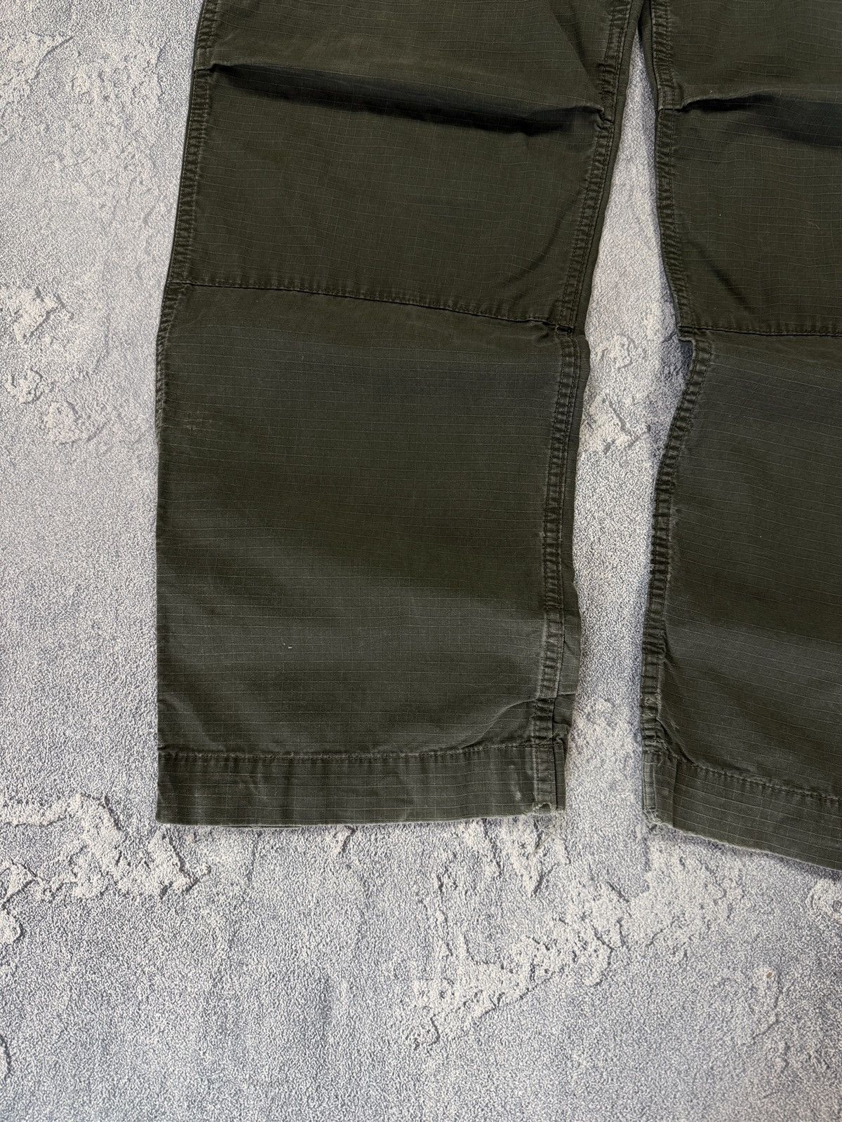 Carhartt Y2K Crazy Carhartt Distress Cargo Pants Size US 32 / EU 48 - 4 Thumbnail