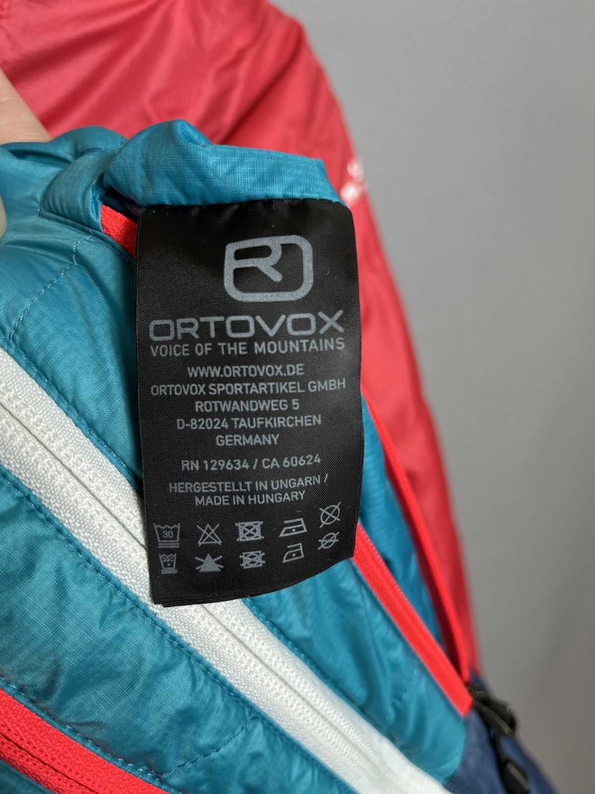 ORTOVOX × Sports Specialties Ortovox SwissWool Reversible Jacket Womens Blue Pink Size M / US 6-8 / IT 42-44 - 9 Thumbnail