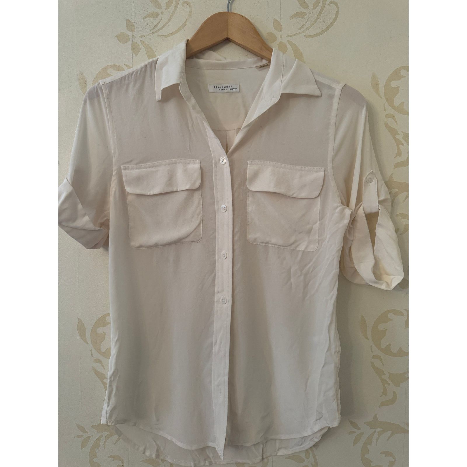 Equipment Equipment Short Sleeve Silk Ivory Ladies XXS Size L / US 10 / IT 46 - 1 Thumbnail