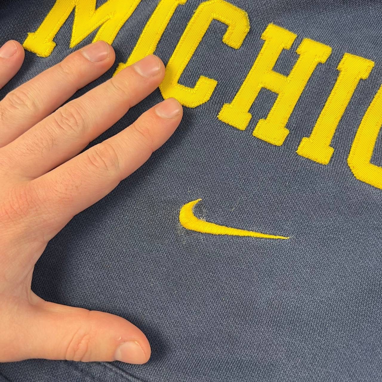 Nike Nike Michigan State Swoosh Big Logo Vintage Y2K Hoodie Size US M / EU 48-50 / 2 - 12 Thumbnail