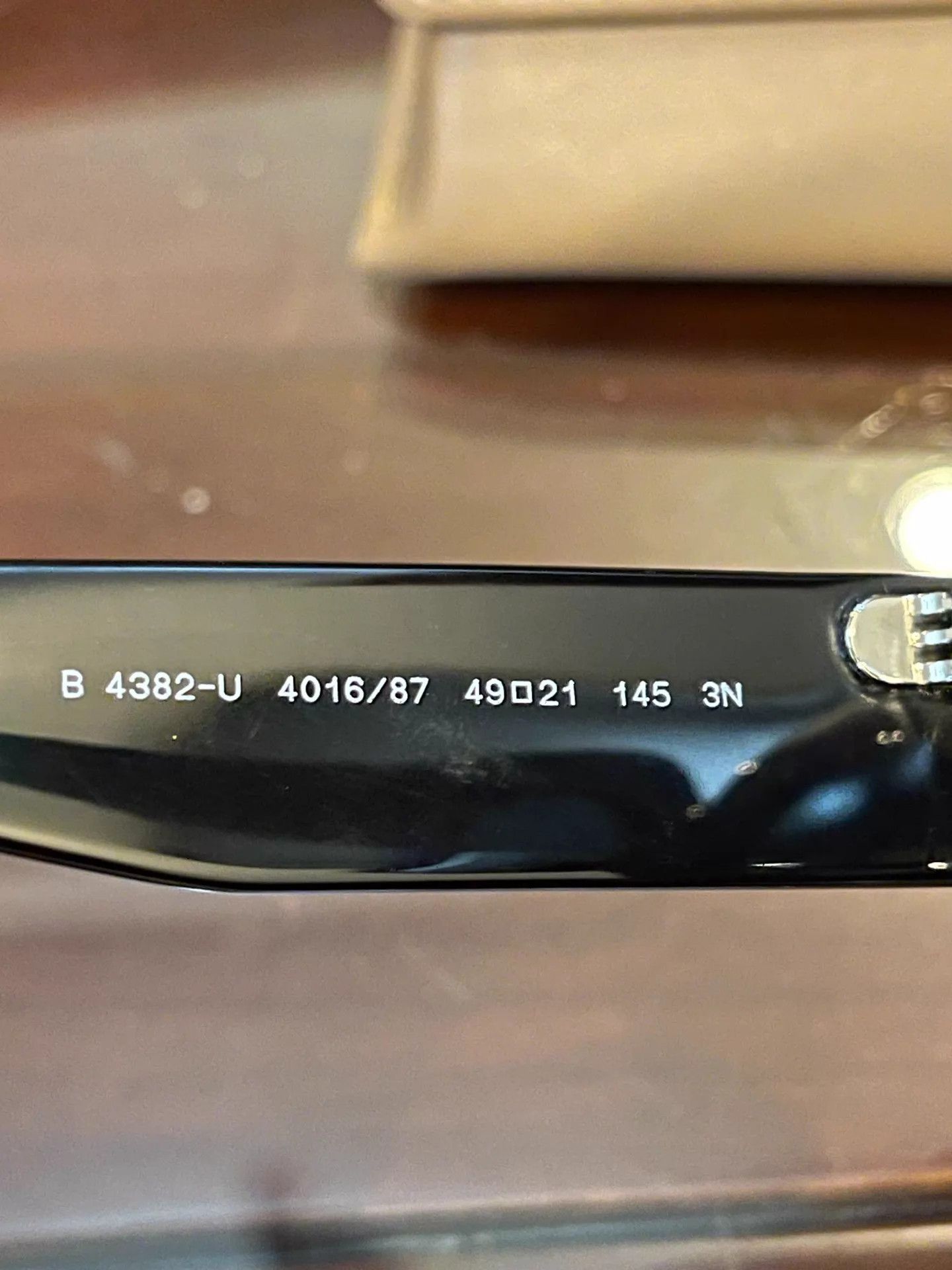 Burberry Burberry Oversized Limited Pattern Sunglasses New with Case Size ONE SIZE - 5 Thumbnail