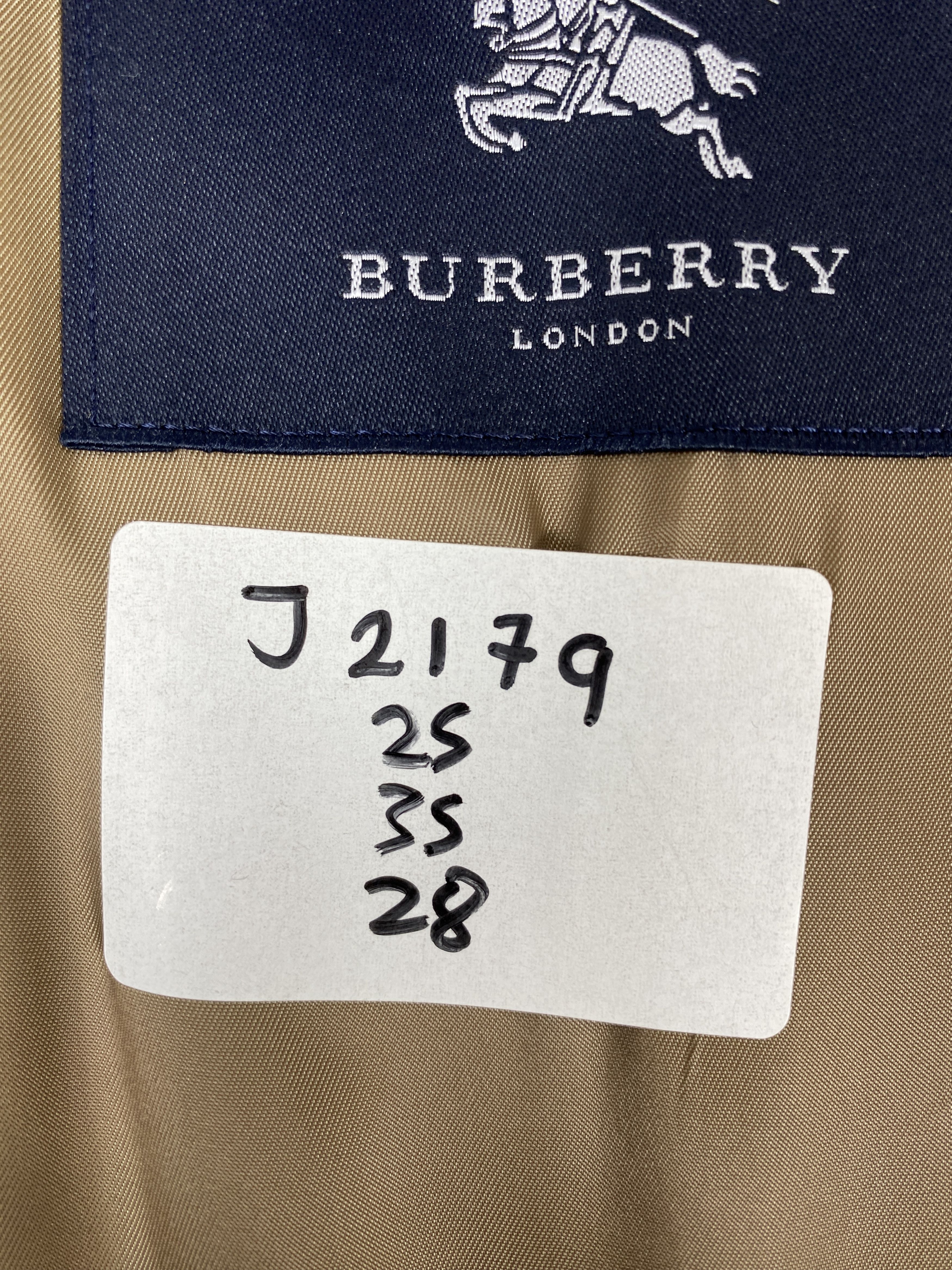 Burberry Vintage Burberry Long Jacket Parkas J2179 Size US M / EU 48-50 / 2 - 15 Thumbnail