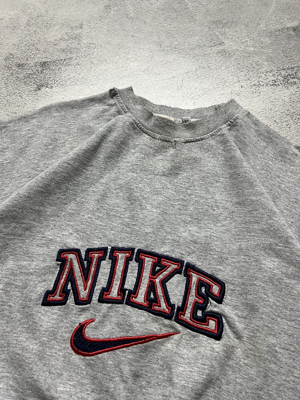 Vintage Vintage Y2K Nike Spellout Big Logo T-Shirt 90’s Size US XL / EU 56 / 4 - 4 Thumbnail