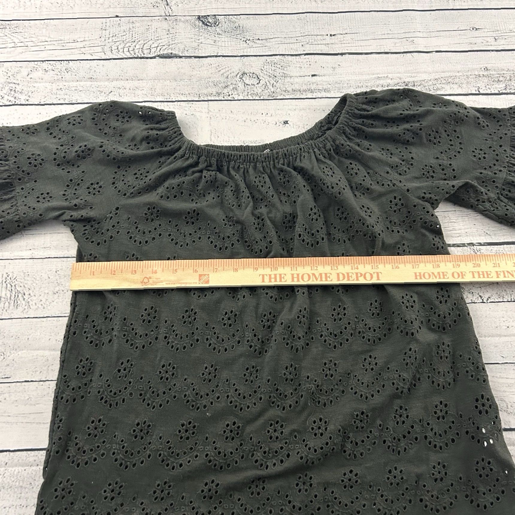 Lucky Brand Lucky Brand 3/4 Sleeve Off The Shoulder Eyelet Top Women's M Gray Shirt Blouse Indoor Womens Size M / US 6-8 / IT 42-44 - 4 Thumbnail