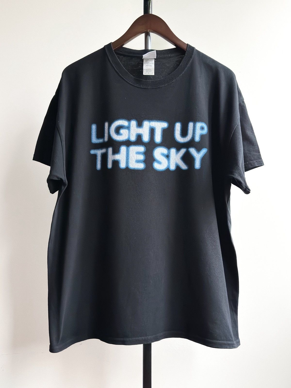 Band Tees VINTAGE THE PRODIGY LIGHT UP THE SKY PROMO BAND TEE Size US XL / EU 56 / 4 - 1 Thumbnail