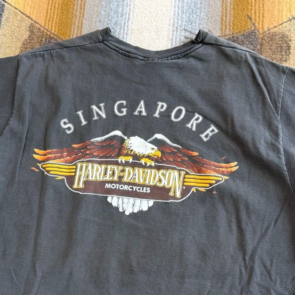 Harley Davidson VINTAGE Harley Davidson T-Shirt Harley Davidson Singapore Attack Eagle XL Black Short Sleeve 90s Biker Motorcycle Women's Men Size US XL / EU 56 / 4 - 7 Thumbnail