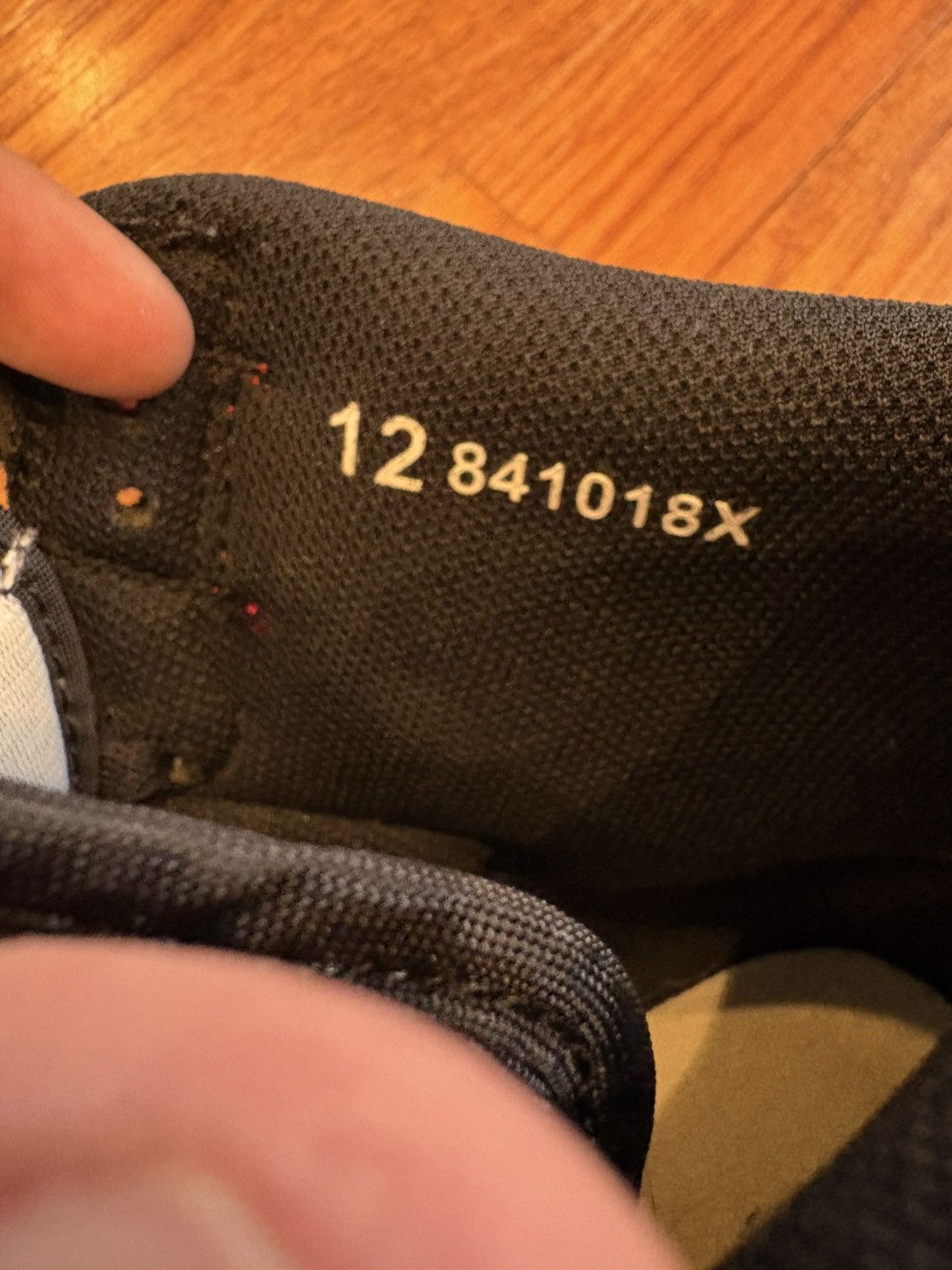 Nike Jordan 1 Banned/Bred 2016 Size US 12 / EU 45 - 18 Thumbnail