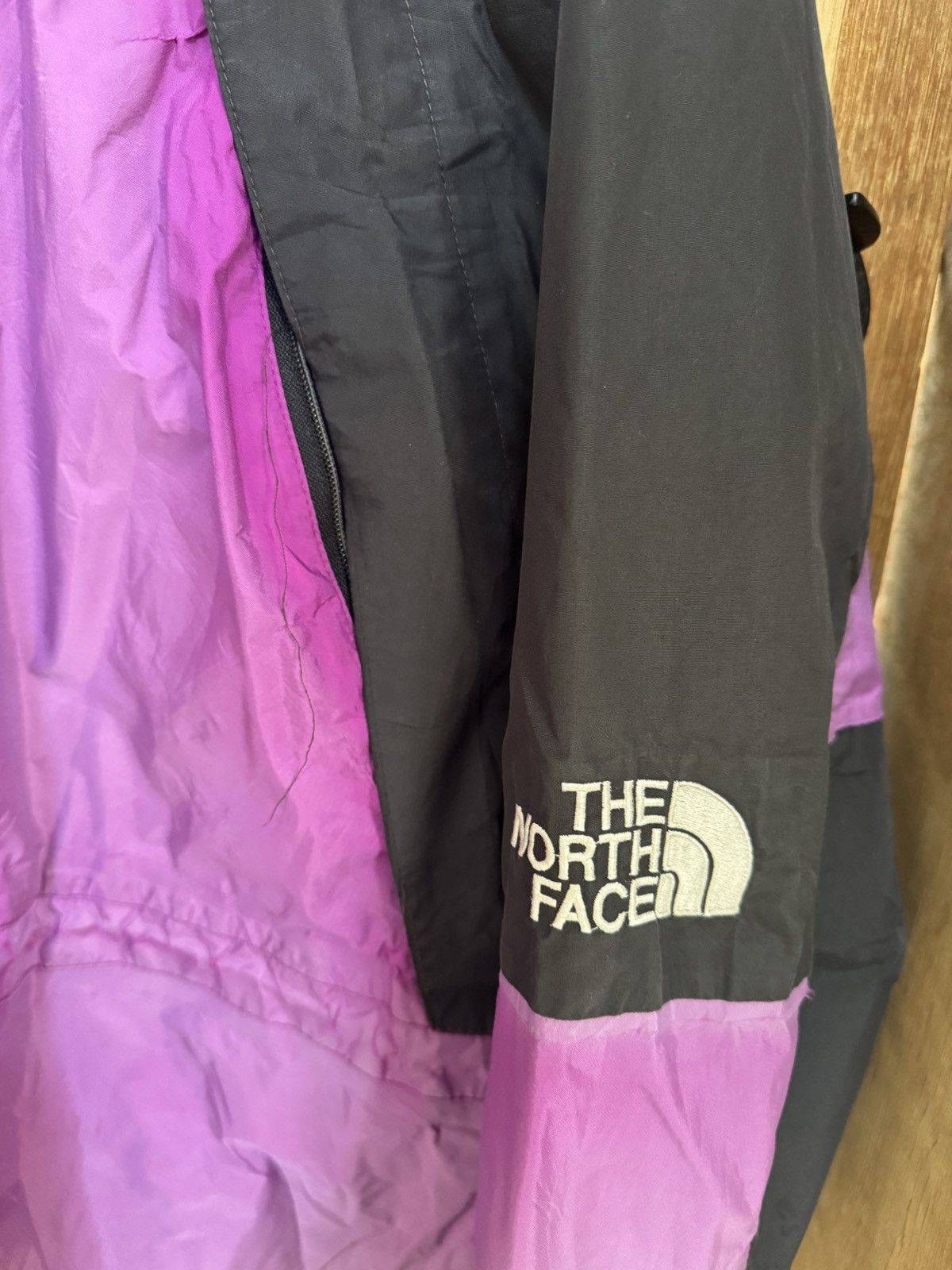The North Face Vintage The North Face Mountain Light Jacket – Purple – XL Size US XL / EU 56 / 4 - 6 Thumbnail
