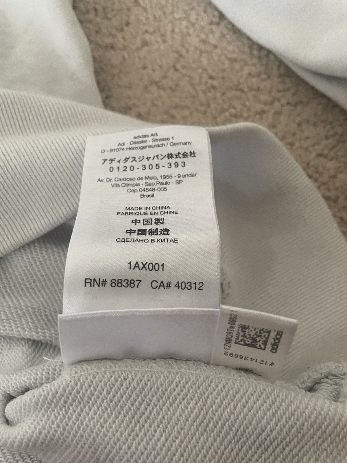 Adidas × Y-3 × Yohji Yamamoto Y-3 YOHJI YAMAMOTO Adidas Embroidered Sweatshirt Size US L / EU 52-54 / 3 - 6 Thumbnail