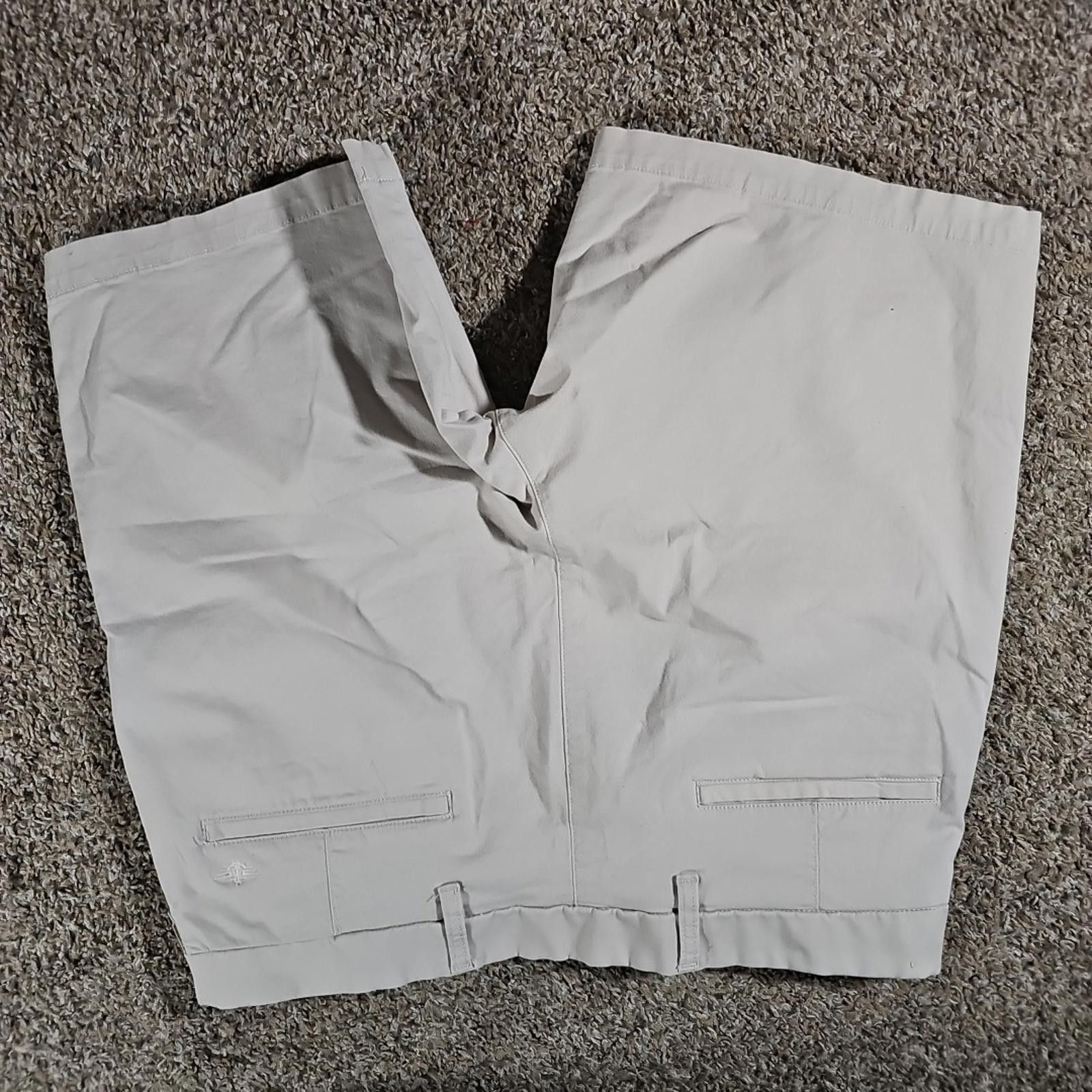 Dockers Dockers Supreme Flex Ultimate Short Sz 38 Beige Shorts Size US 38 / EU 54 - 9 Thumbnail