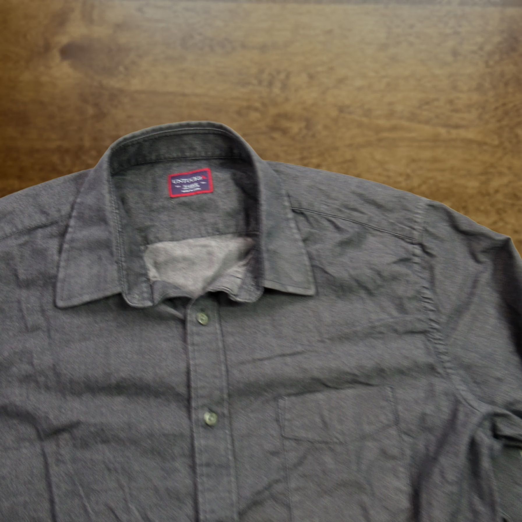 UNTUCKit UNTUCKit Mens XL Long Sleeve Button Front Casual Lightweight Gray Shirt Size US XL / EU 56 / 4 - 1 Thumbnail