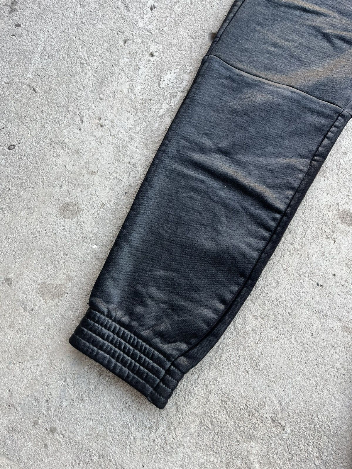 Maison Margiela FW14 Maison Margiela MM6 Painted Sweatpants Pants Y2K Size 27" / US 4 / IT 40 - 9 Thumbnail