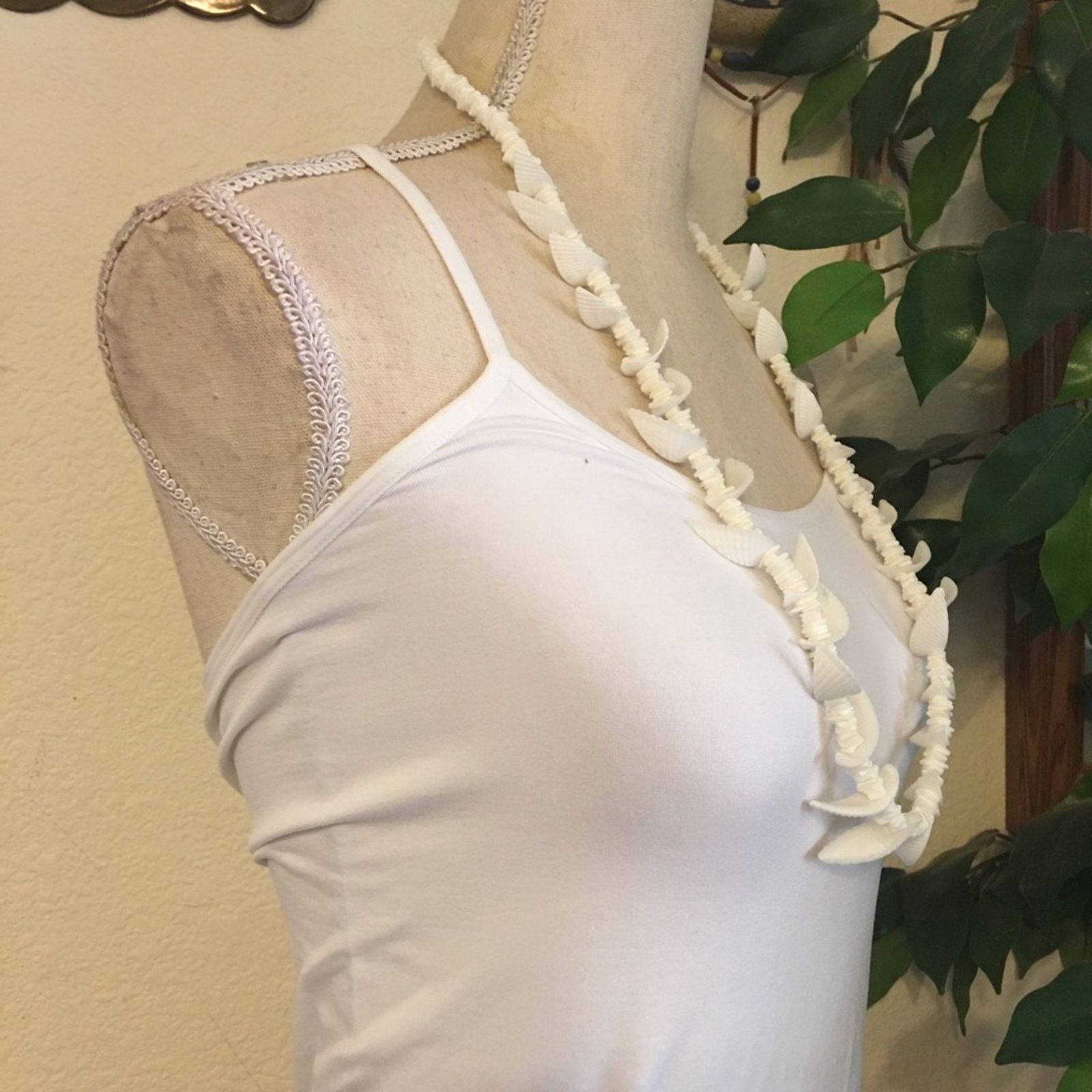 Vintage Vintage natural shell long length necklace Size ONE SIZE - 2 Thumbnail