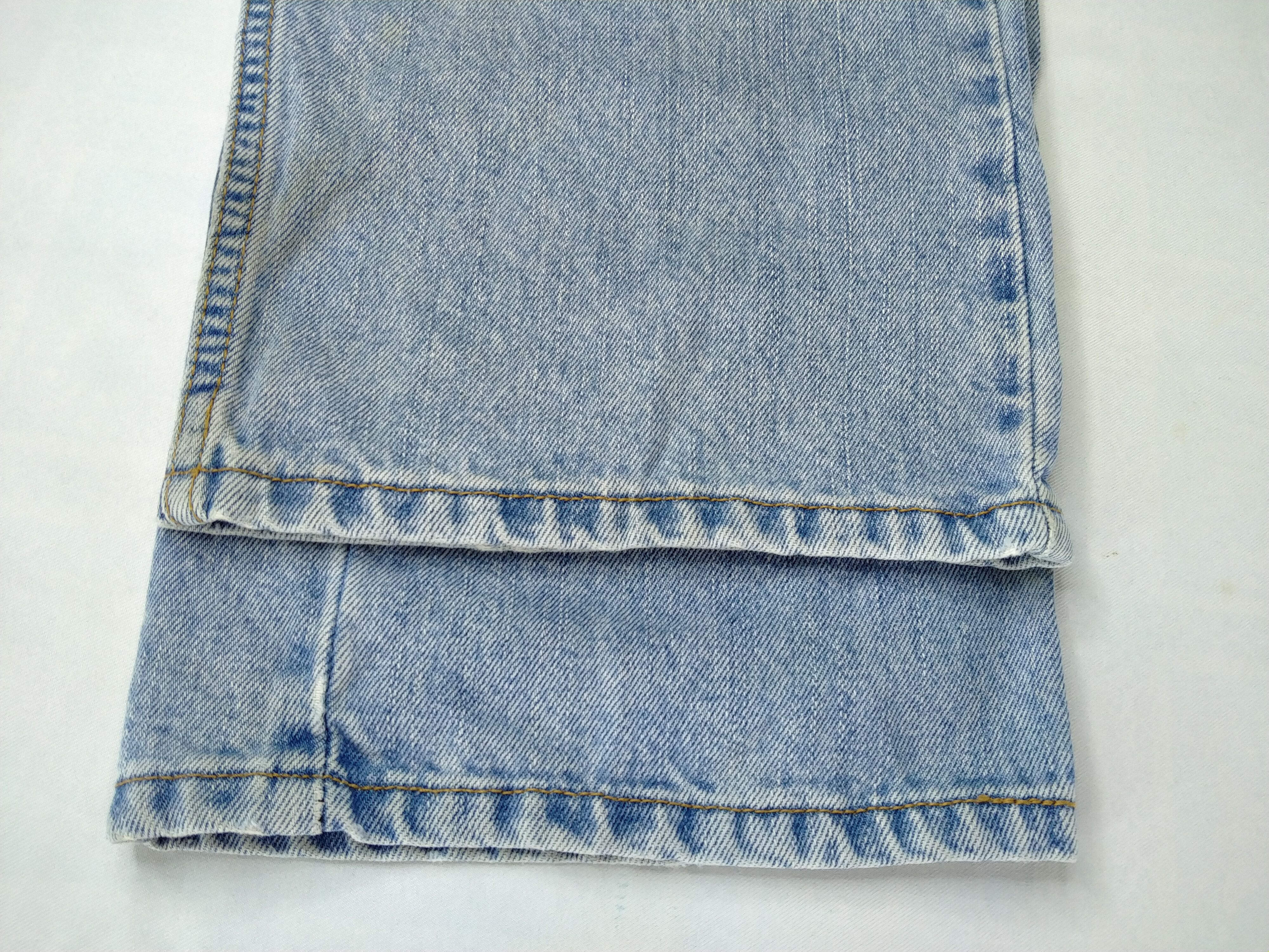Japanese Brand Light Blue Vintage Levi's 505 Regular Denim 40x30.5 JN637 Size US 40 / EU 56 - 11 Thumbnail
