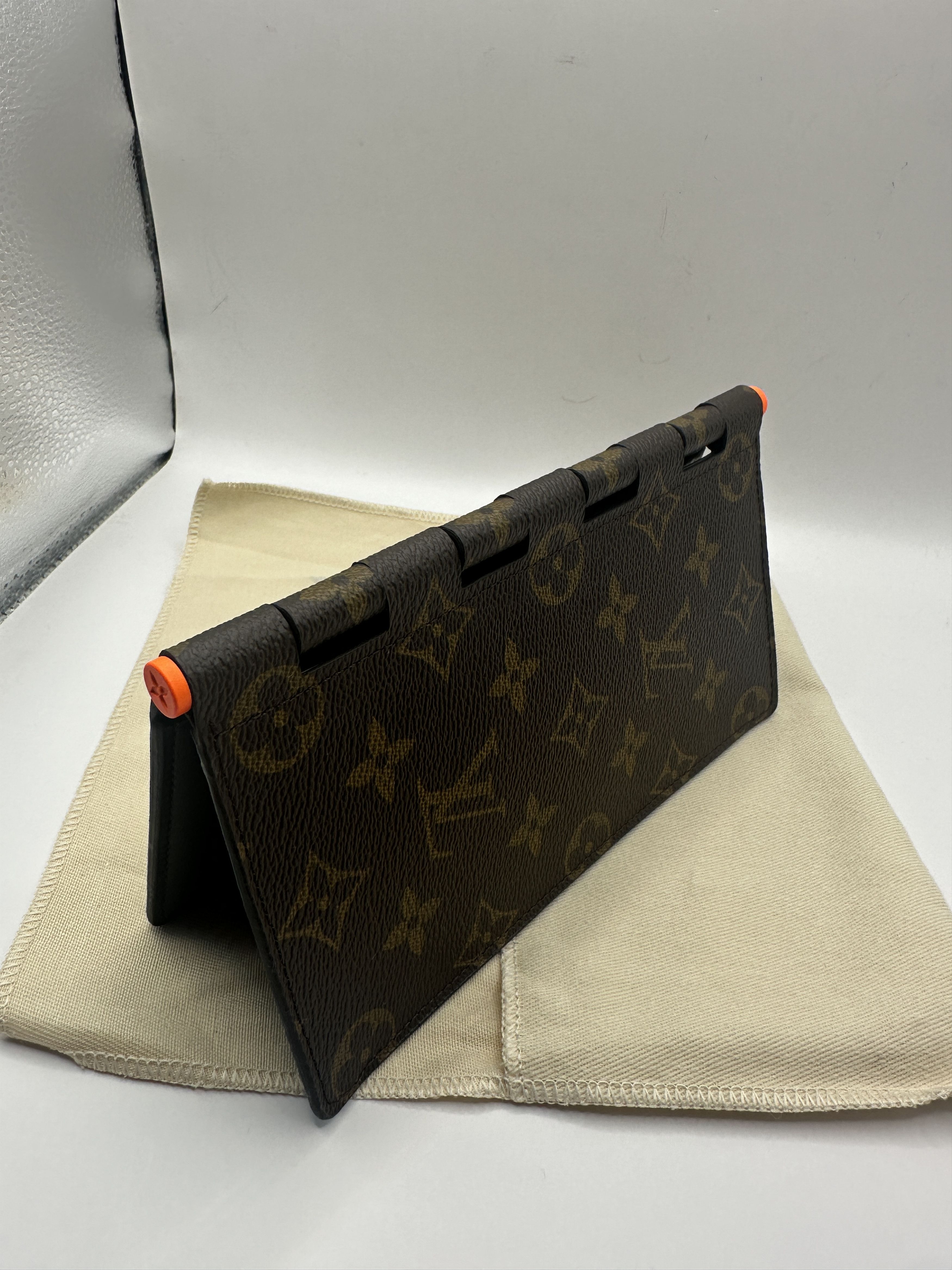 Louis Vuitton VIRGIL Louis Vuitton Brazza Wallet Hinge Monogram Size ONE SIZE - 2 Thumbnail
