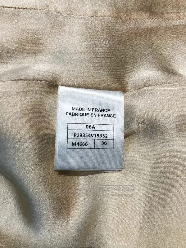 Chanel Chanel Beige Wool Blend Jacket with Black Trim . Size M / US 6-8 / IT 42-44 - 5 Thumbnail