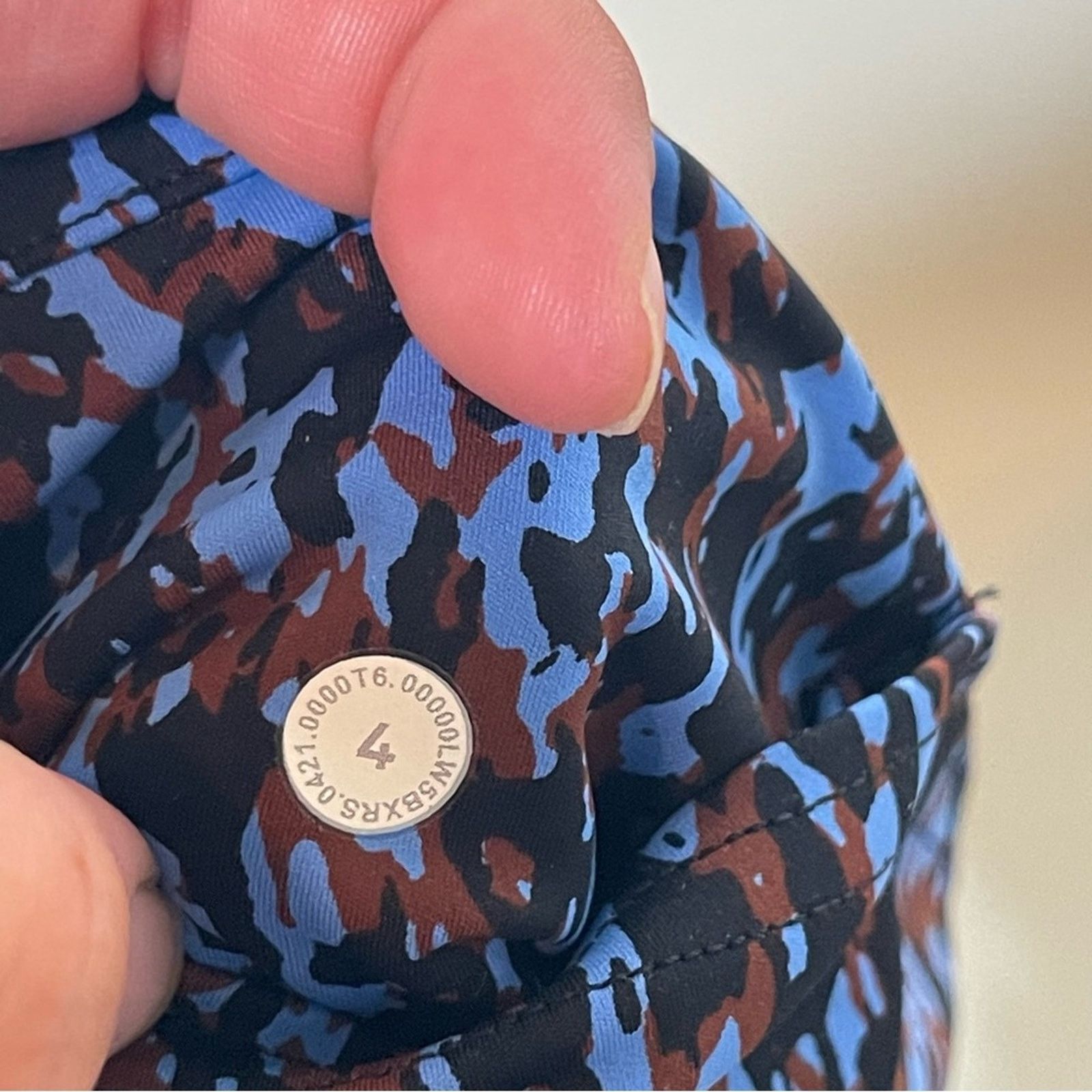 Lululemon Lululemon Fast Free High-Rise Tight 25" Leopard Camo Blue Size 27" / US 4 / IT 40 - 5 Thumbnail