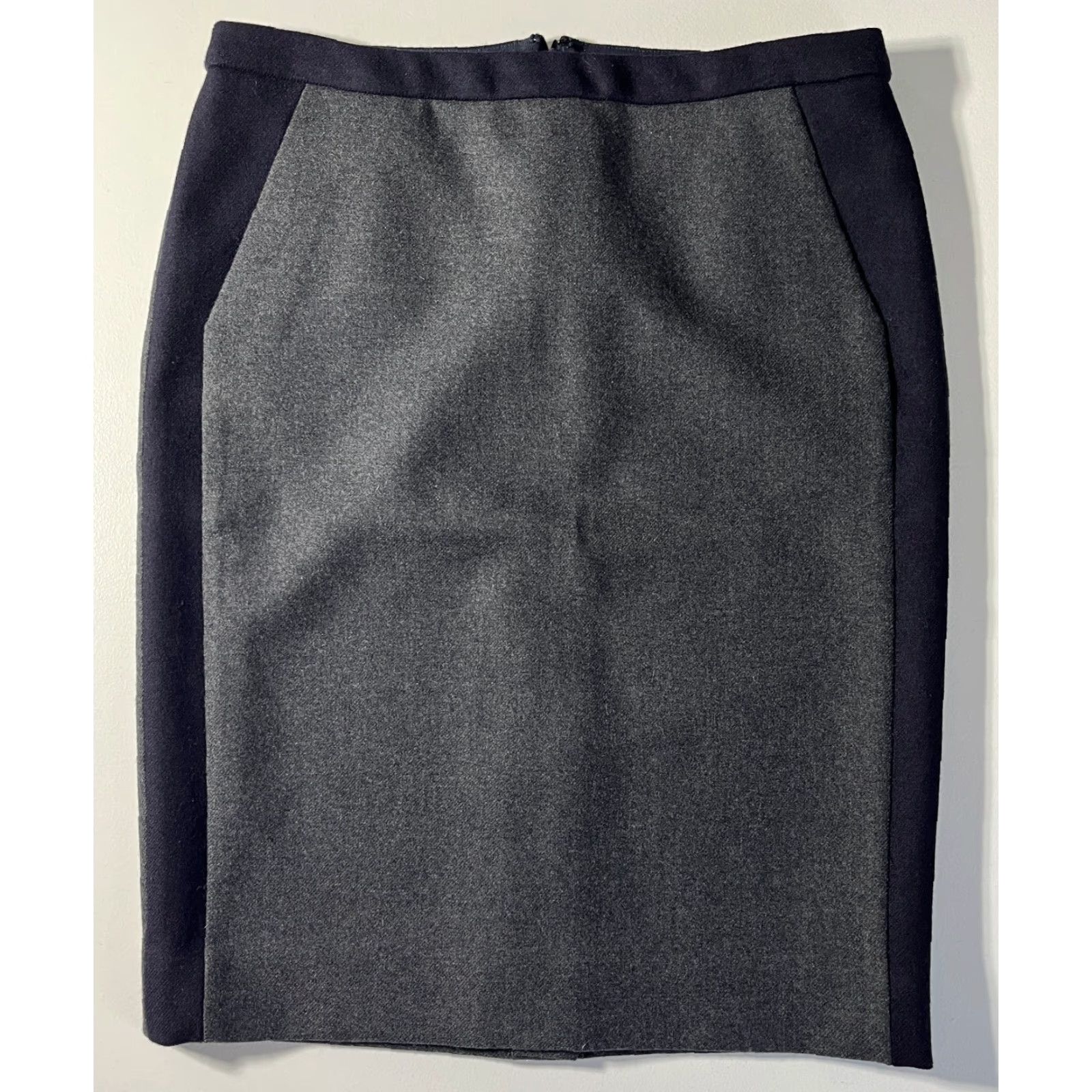 J.Crew J.CREW No. 2 Pencil Wool Skirt Lined Gray 8 Womens Skirt Knee Length Pencil 100% Wool NWT 2013 Fall City Business Casual Side Panels Dry Clean Only Size 30" / US 8 / IT 44 - 5 Thumbnail