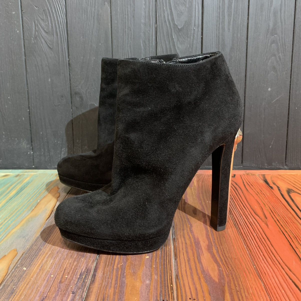 Alexander McQueen Alexander MaQueen Suede Women’s Heels Size 38.5 Size US 8.5 / IT 38.5 - 3 Thumbnail