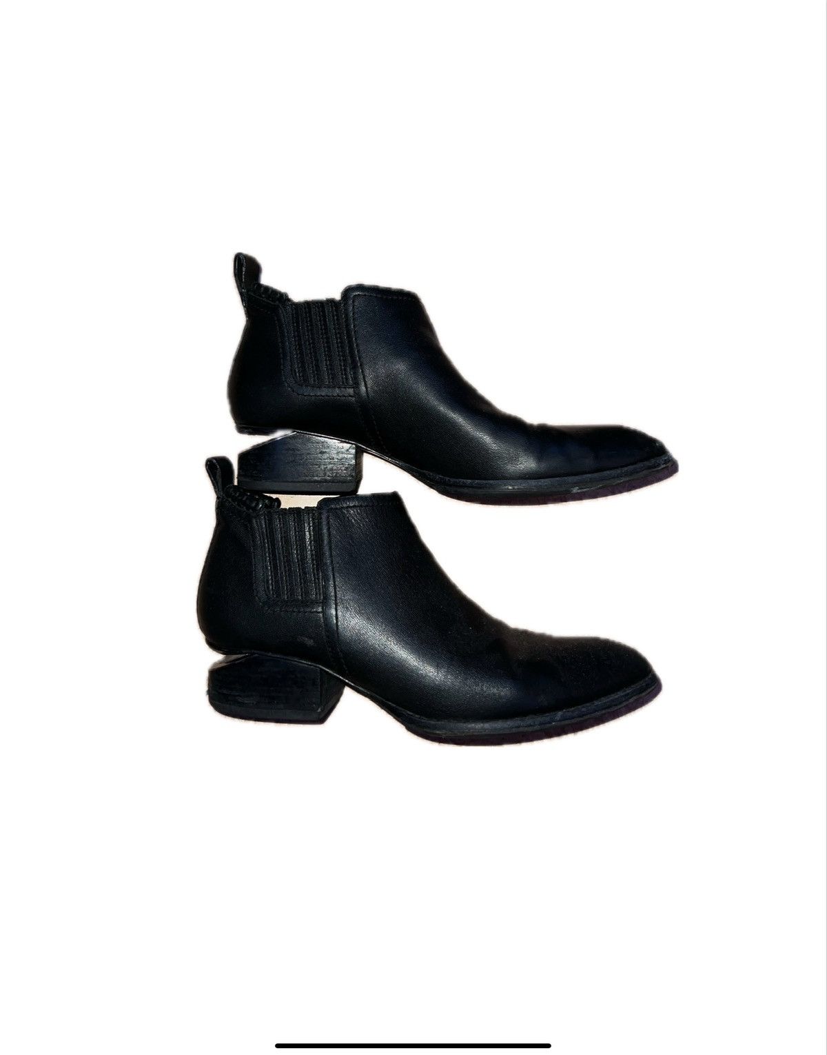 Alexander Wang Alexander Wang Kori Leather Ankle Boots size 38 Size US 8 / IT 38 - 2 Thumbnail