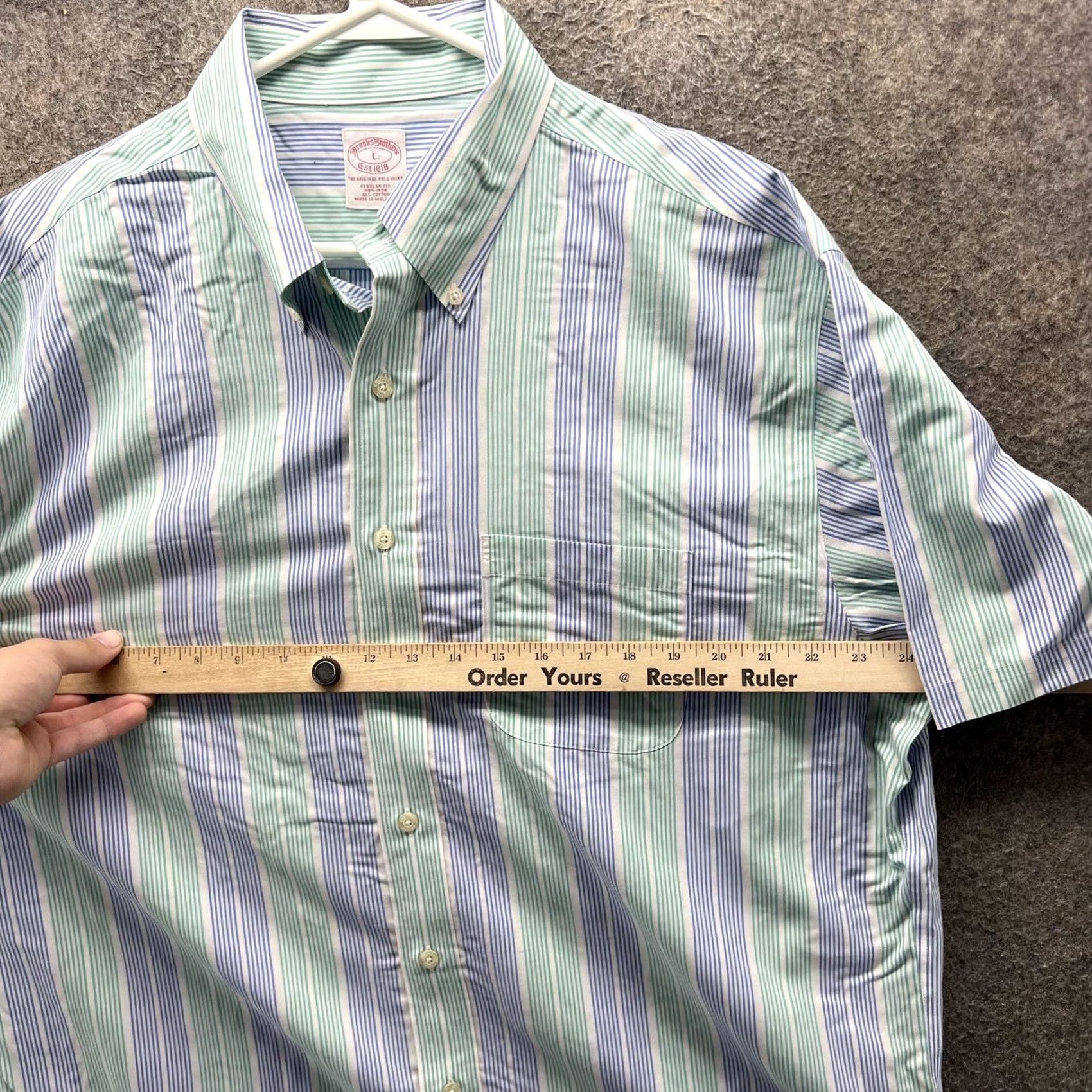 Brooks Brothers Brooks Brothers Shirt Mens Large Green Blue Stripe Button-Down Non-Iron Cotton Short Sleeve Pockets Size US L / EU 52-54 / 3 - 3 Thumbnail