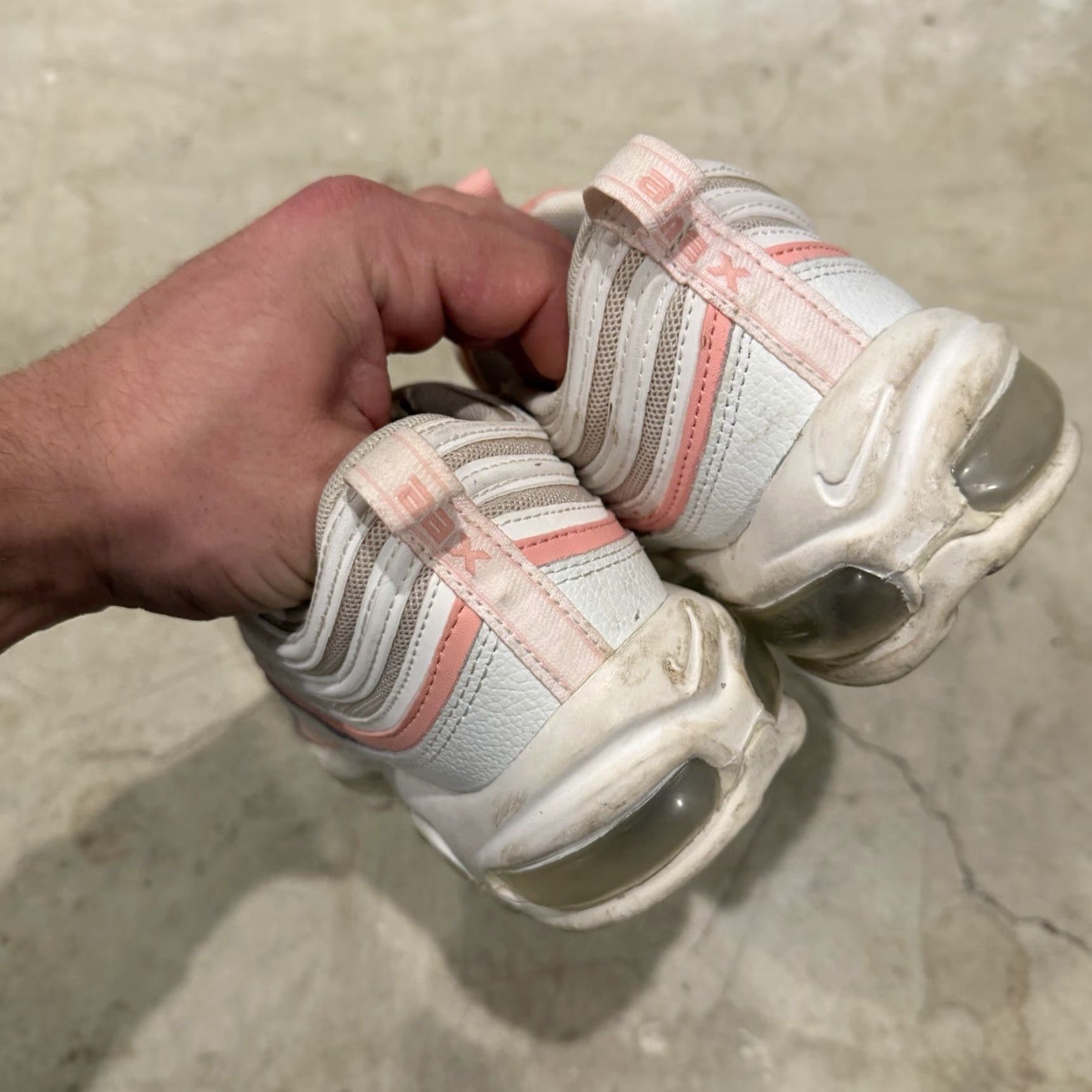 Nike VINTAGE Nike Air Max 97 Sneaker Women 8 Pink White Bleached Coral 2019 Nike Air Max 97 Womens Shoes Size US 6 / IT 36 - 7 Thumbnail