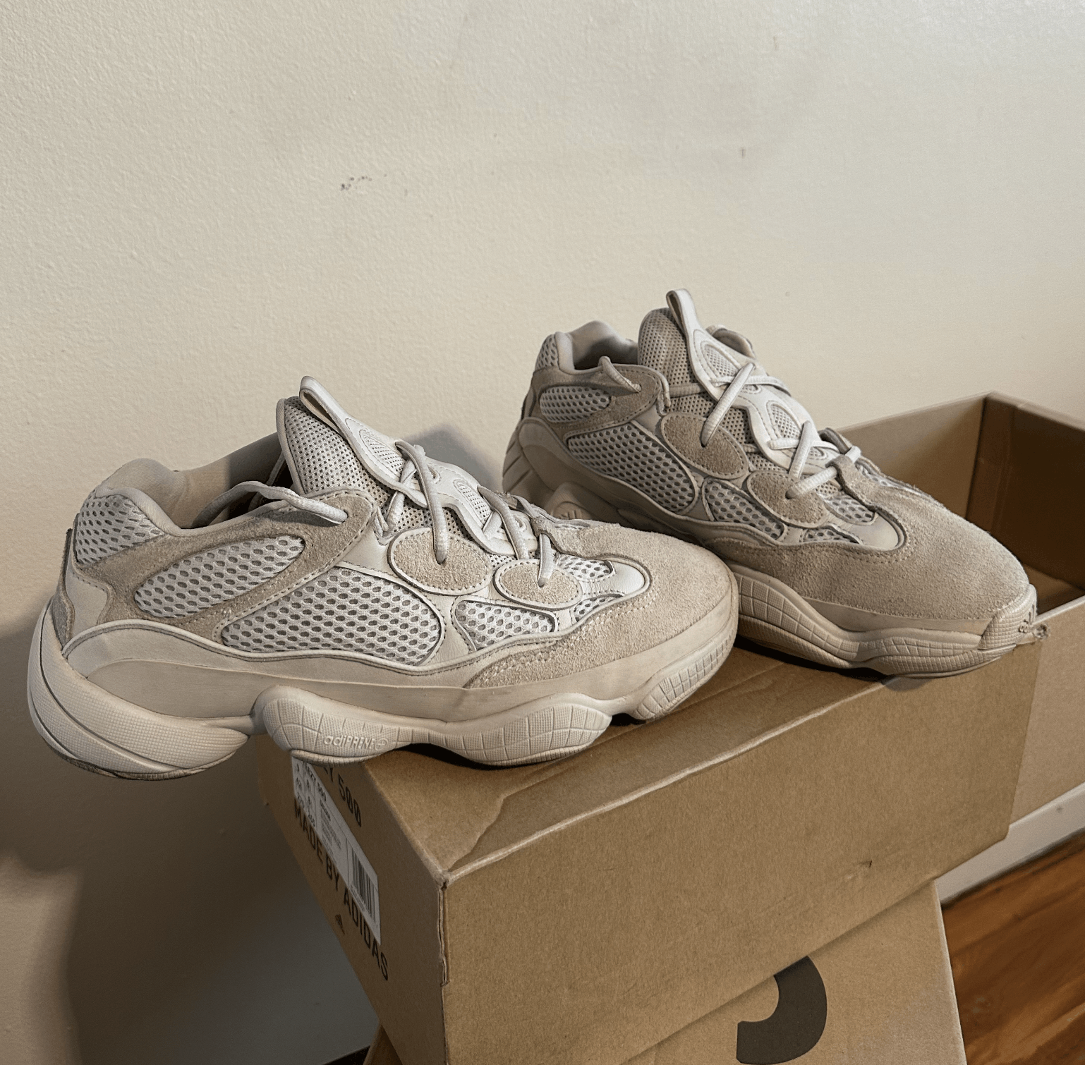 Adidas × Yeezy Adidas Yeezy 500 Blush Size US 9 / EU 42 - 2 Thumbnail