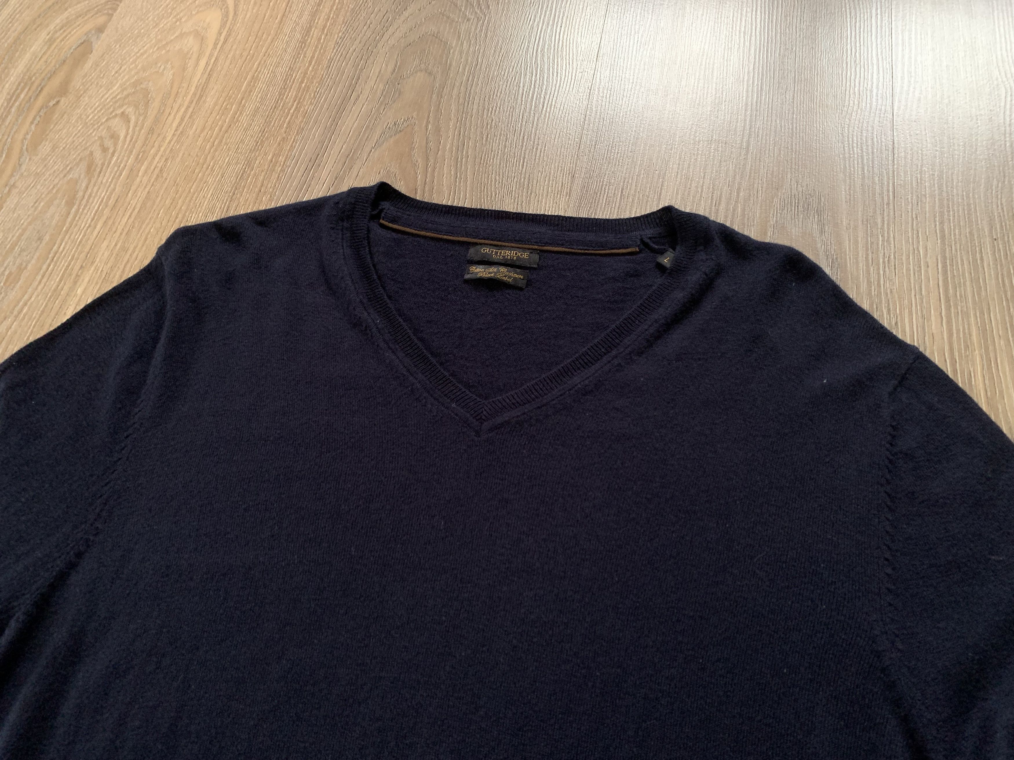 Other Gutteridge Black Label Cashmere Blend V-Neck Sweater Size US L / EU 52-54 / 3 - 4 Thumbnail