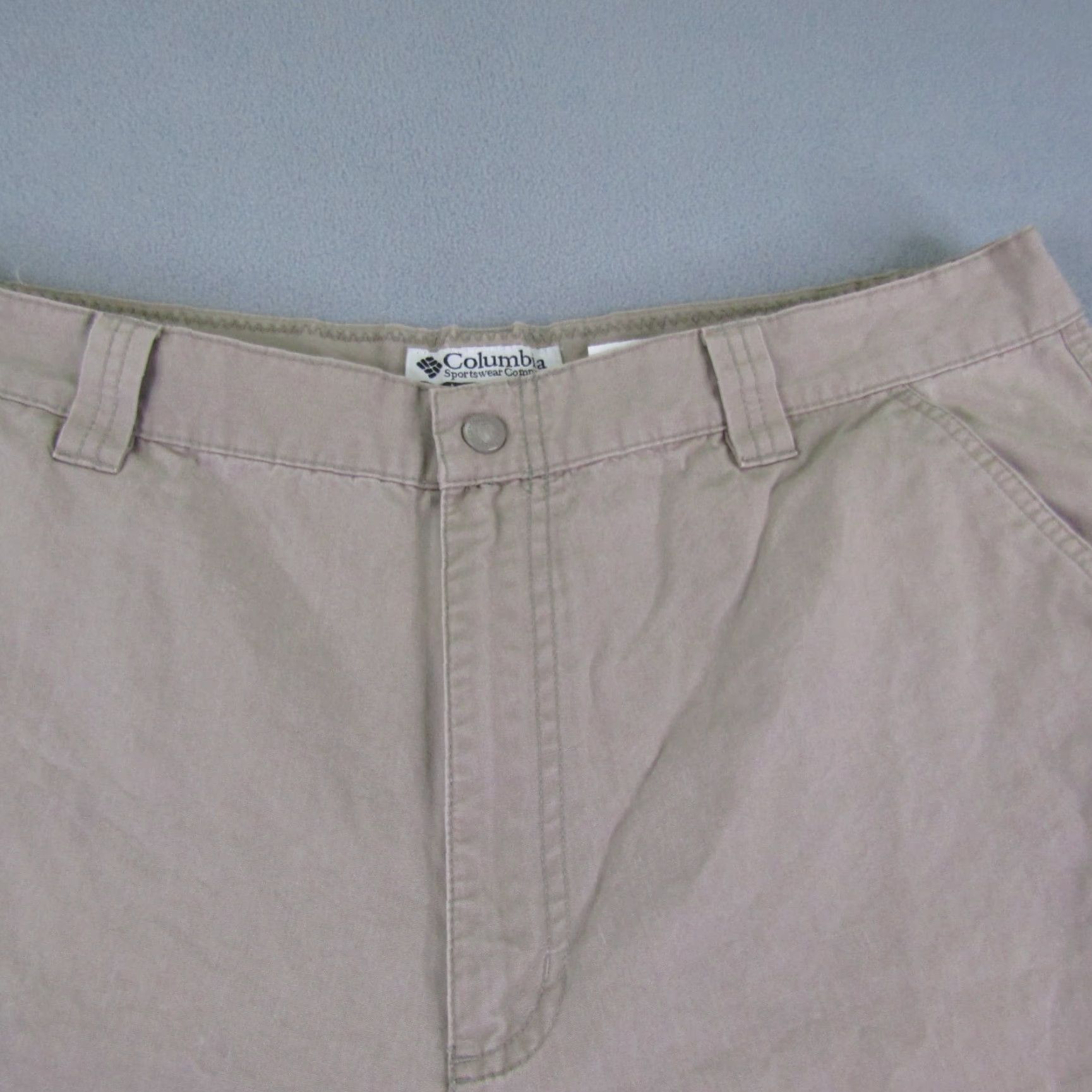 Vintage VINTAGE Columbia Cargo Shorts Mens 38 Khaki Tan Outdoor Casual Workwear 90s Size US 38 / EU 54 - 2 Thumbnail