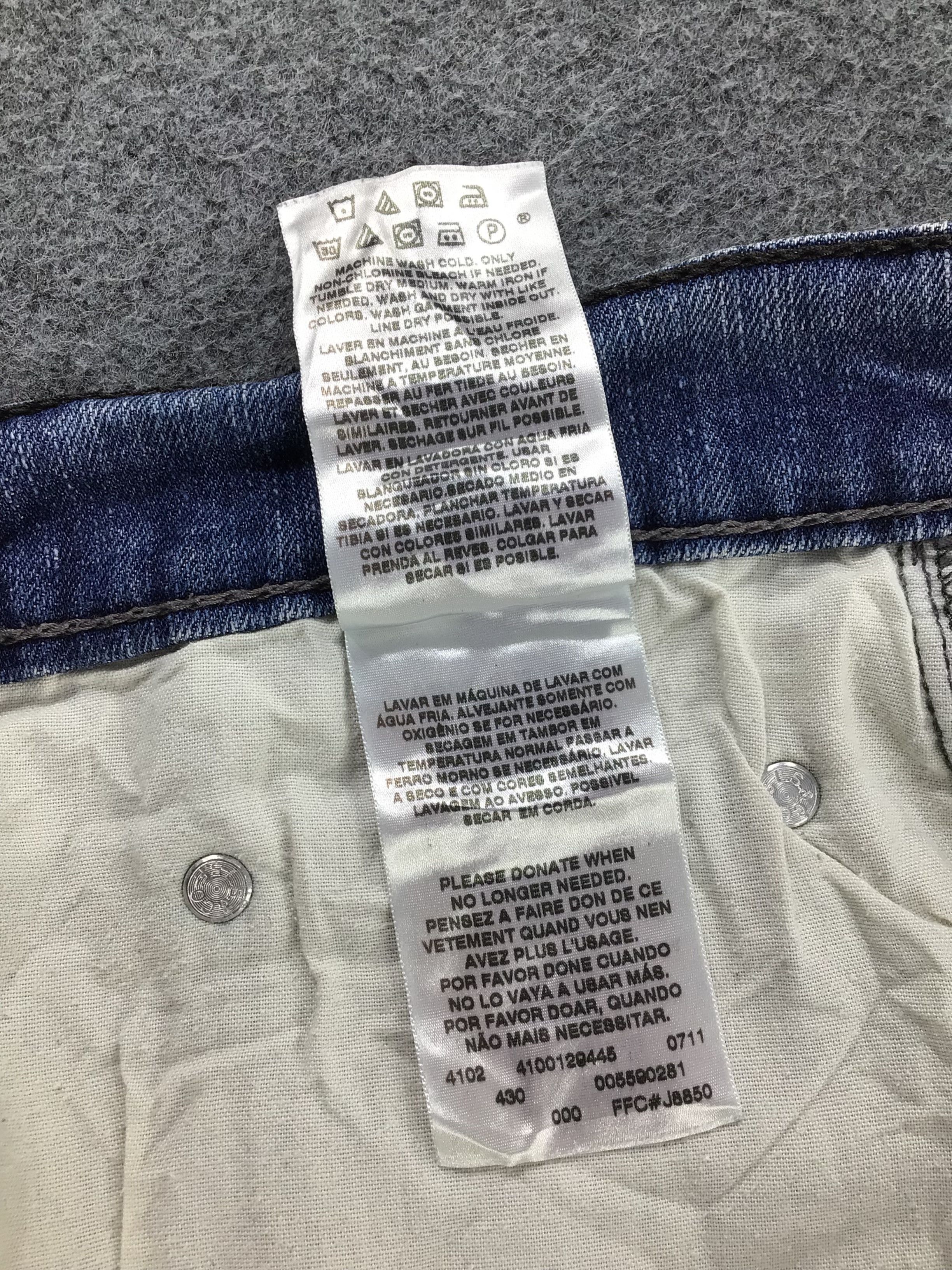 Levi's Vintage Levis 559 Jeans -J833 Size US 41 - 12 Thumbnail