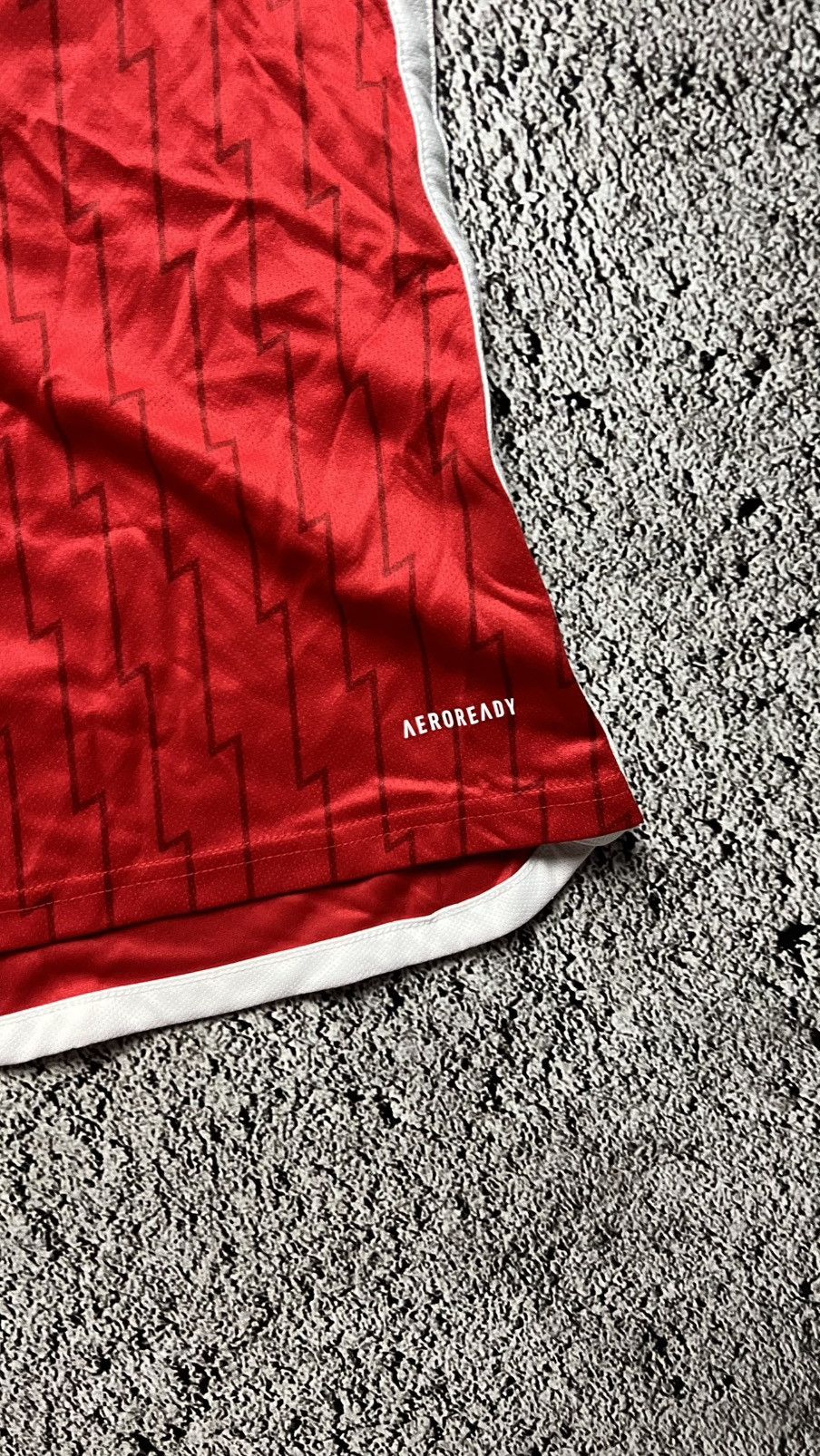 Adidas 2023-2024 Arsenal London adidas jersey Size US M / EU 48-50 / 2 - 4 Thumbnail