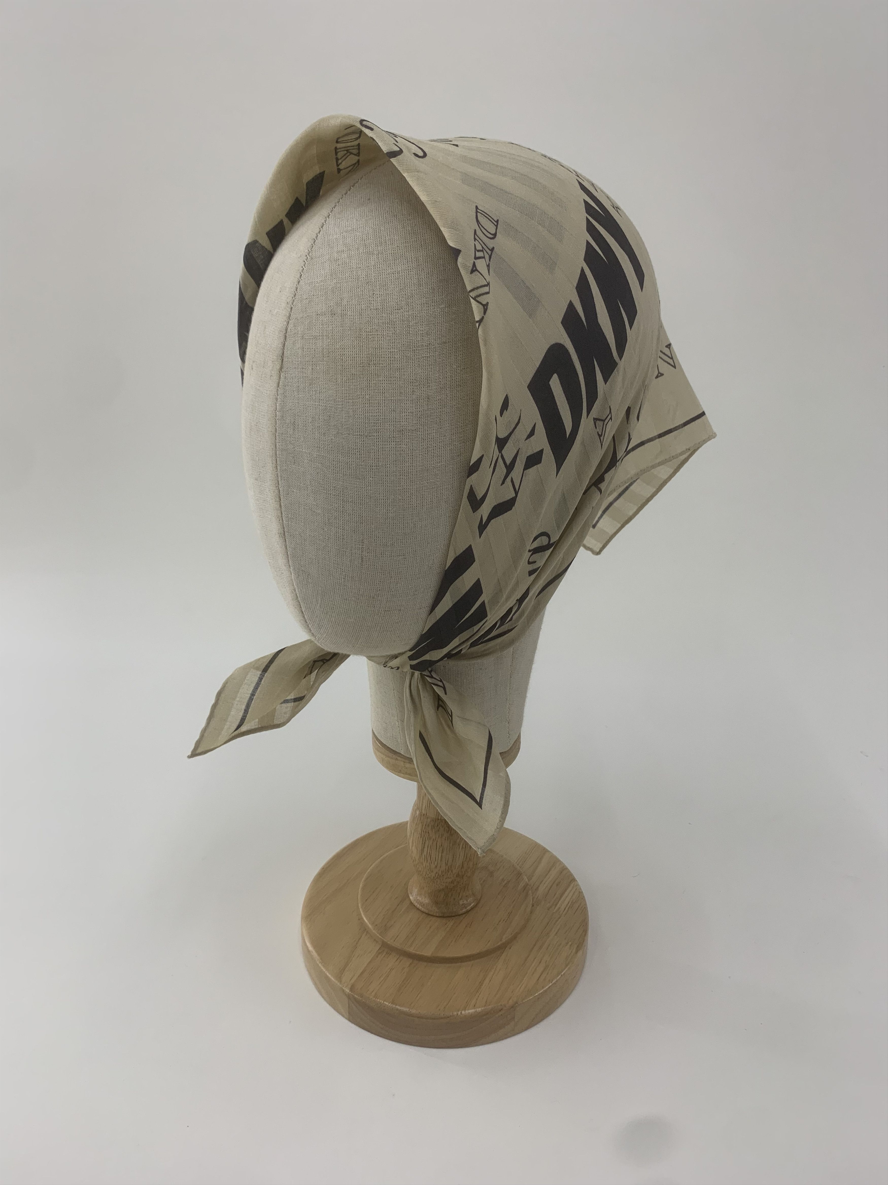 DKNY DKNY Handkerchief Bandana Neckerchief Pocket Square Size ONE SIZE - 1 Thumbnail
