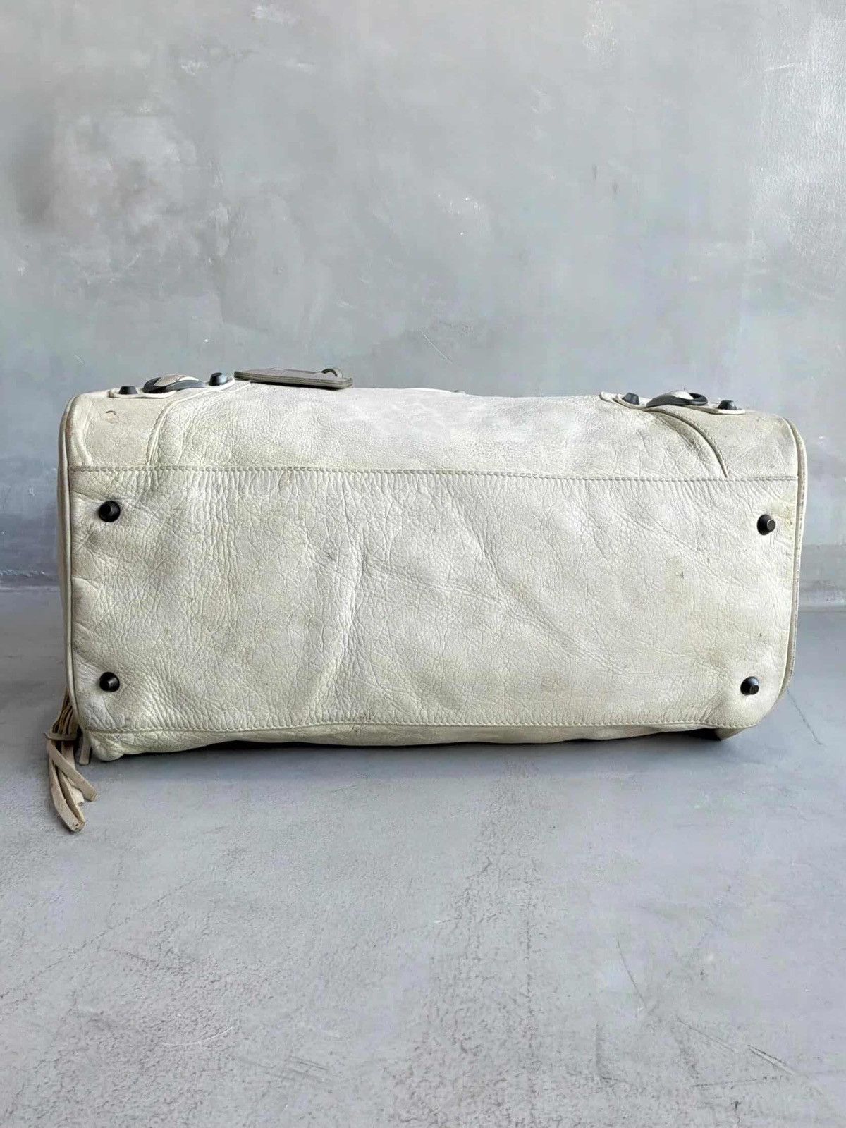 Balenciaga Balenciaga - Motorcycle ‘Midday’ Lambskin Leather Handbag Size ONE SIZE - 21 Thumbnail