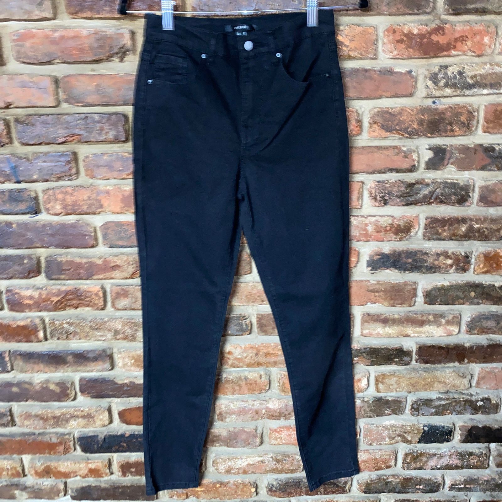 Forever 21 NWT Forever 21 Black Wash Denim High Rise Ankle Jeans 25 Size 25" / US 0 / IT 36 - 1 Thumbnail