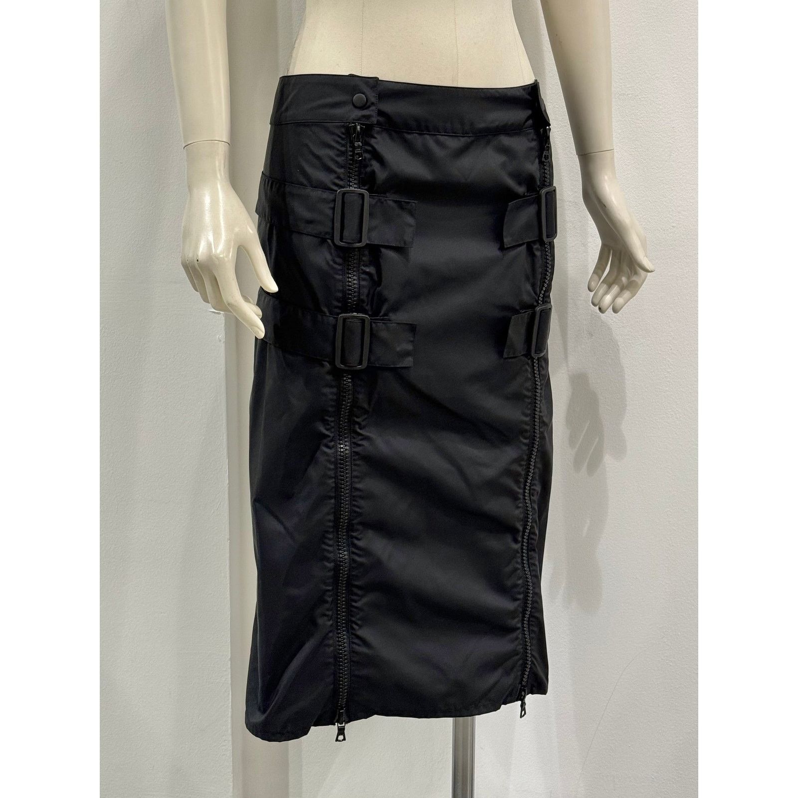 Miu Miu 1999 Miu Miu technical utility zipper skirt Size M / US 6-8 / IT 42-44 - 2 Thumbnail