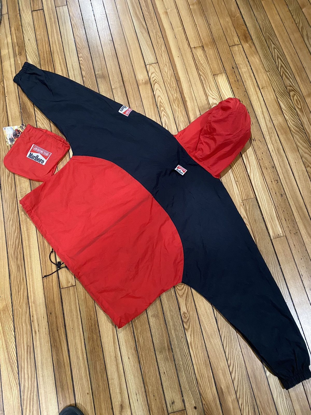 Marlboro × Vintage Packable Full Marlboro suite XL Size US XL / EU 56 / 4 - 12 Thumbnail