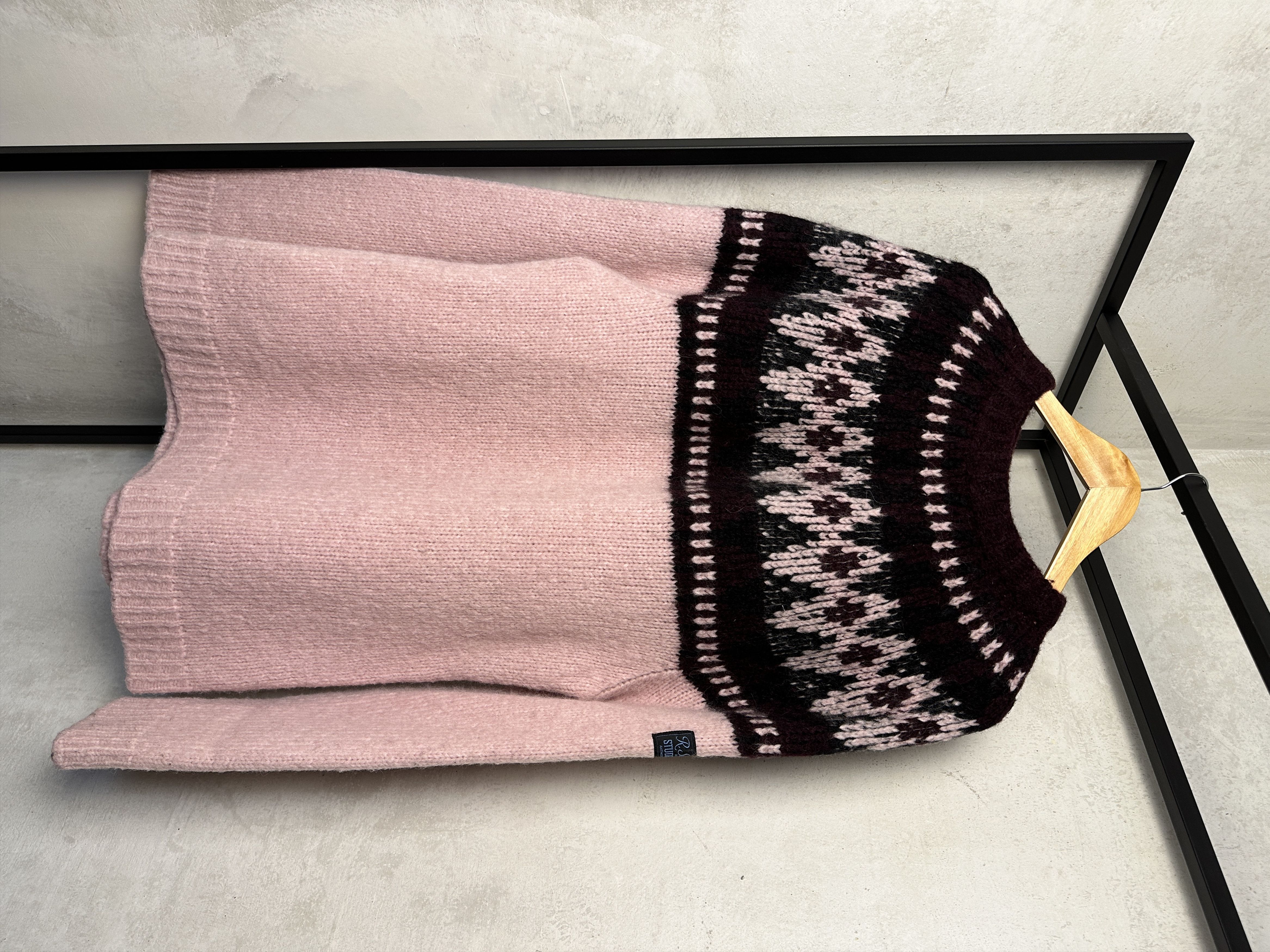 Raf Simons Raf Simons FW21 Pink Wool Sweater Size US M / EU 48-50 / 2 - 9 Thumbnail