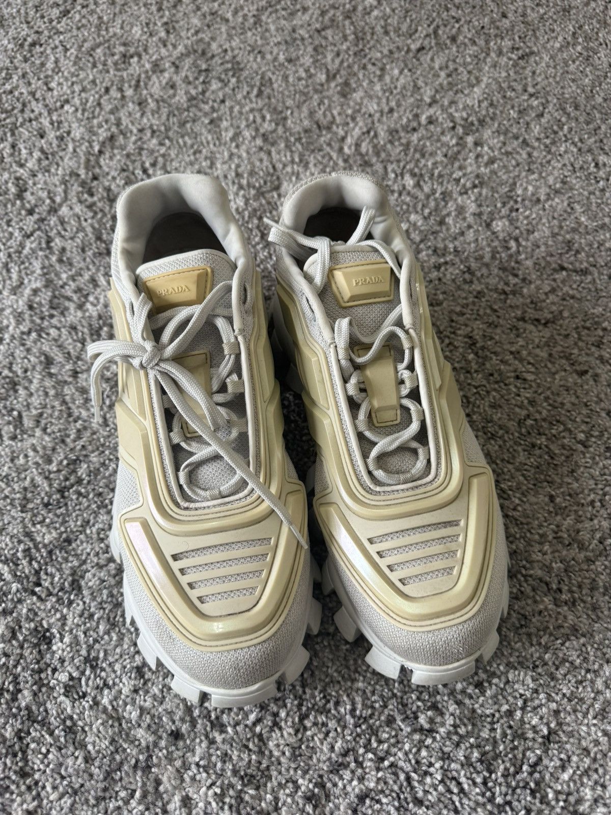 Prada Grey and cream prada shoes Size US 8 / EU 41 - 2 Thumbnail