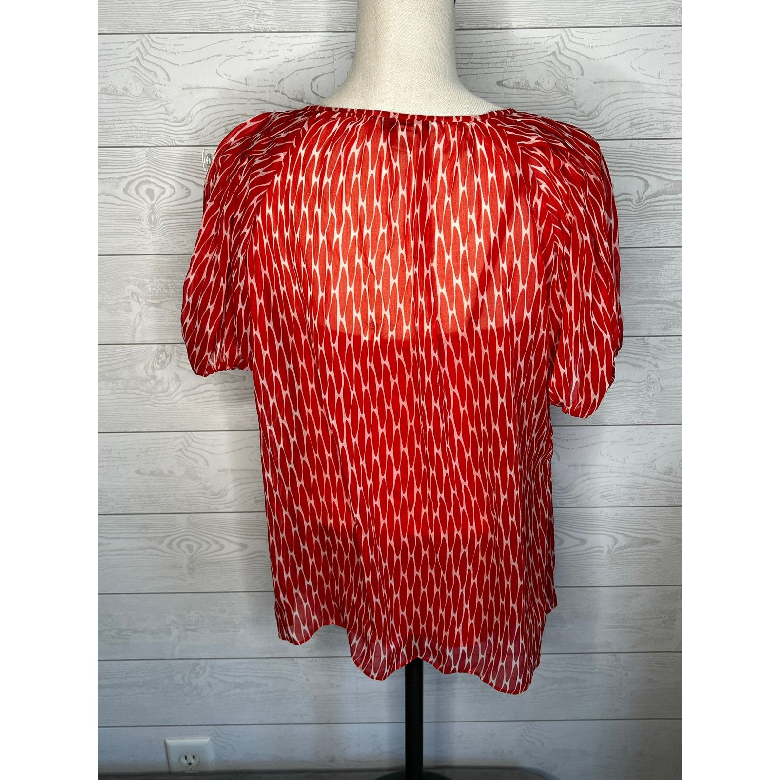 Banana Republic Banana Republic Silk Blouse Red geometric Ikat Print Size M Size M / US 6-8 / IT 42-44 - 4 Thumbnail